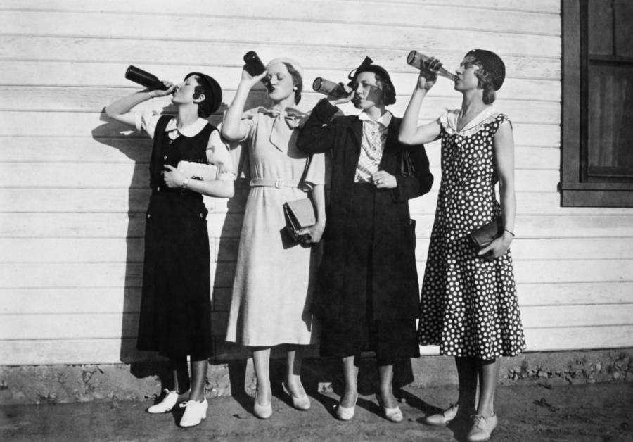 1920s Flappers and It Girls Ian Drummond Vintage 1920s Flappers and It Girls Ian Drummond Vintage