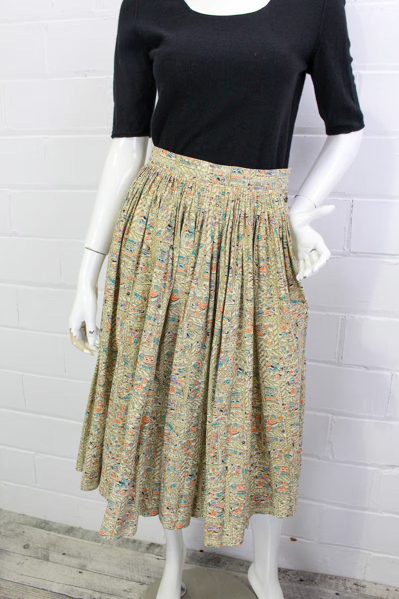 1950s Middle Eastern print cotton novelty skirt, gathered full silhouette with high waistband