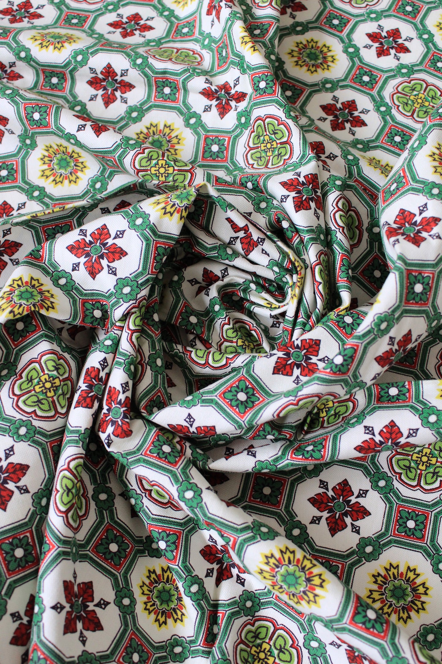 1960s Green and Red Tile Medallion Cotton Sewing Fabric, 1.1 yards