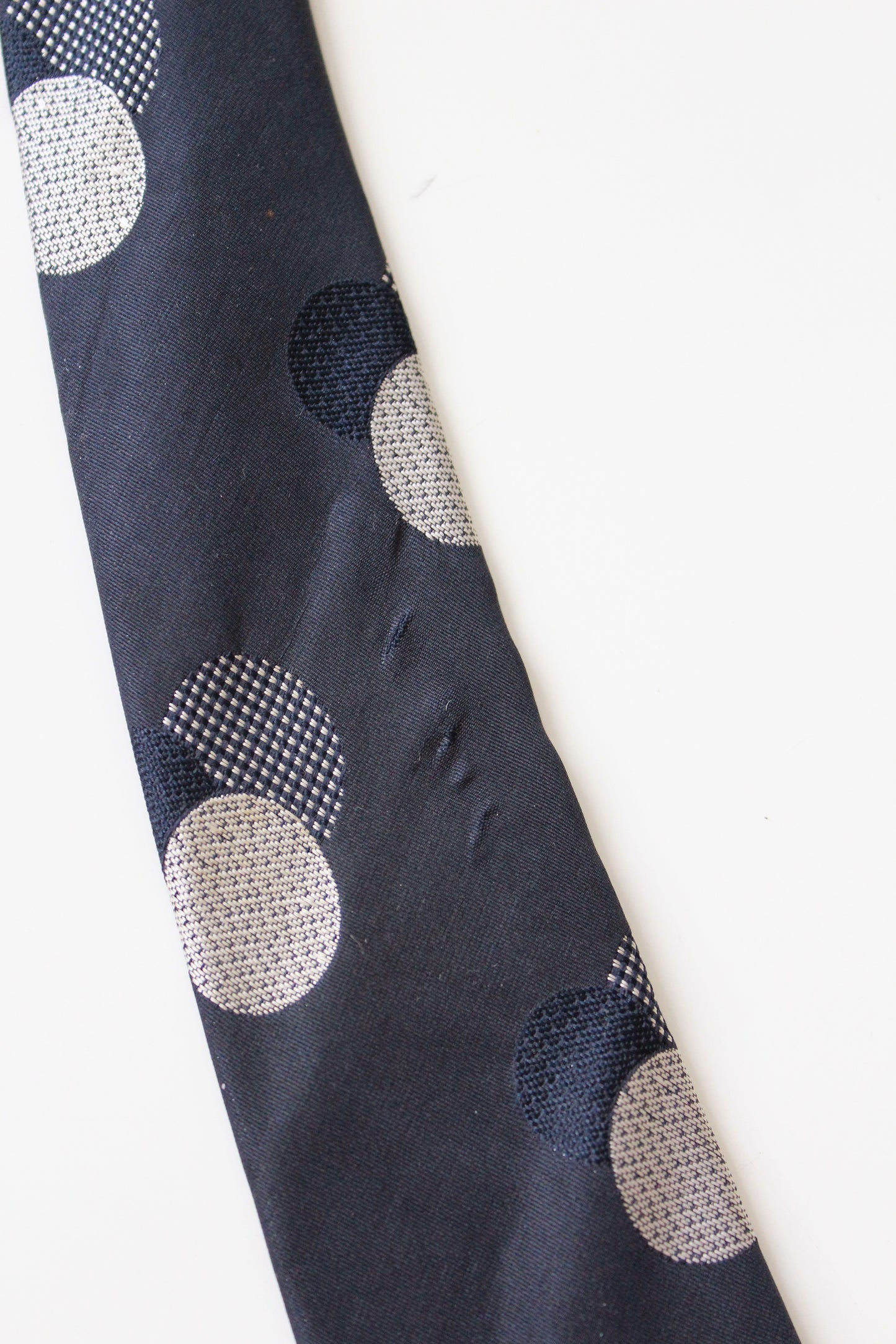 1990s Krizia Grey And Blue Polka Dot Silk Designer Tie