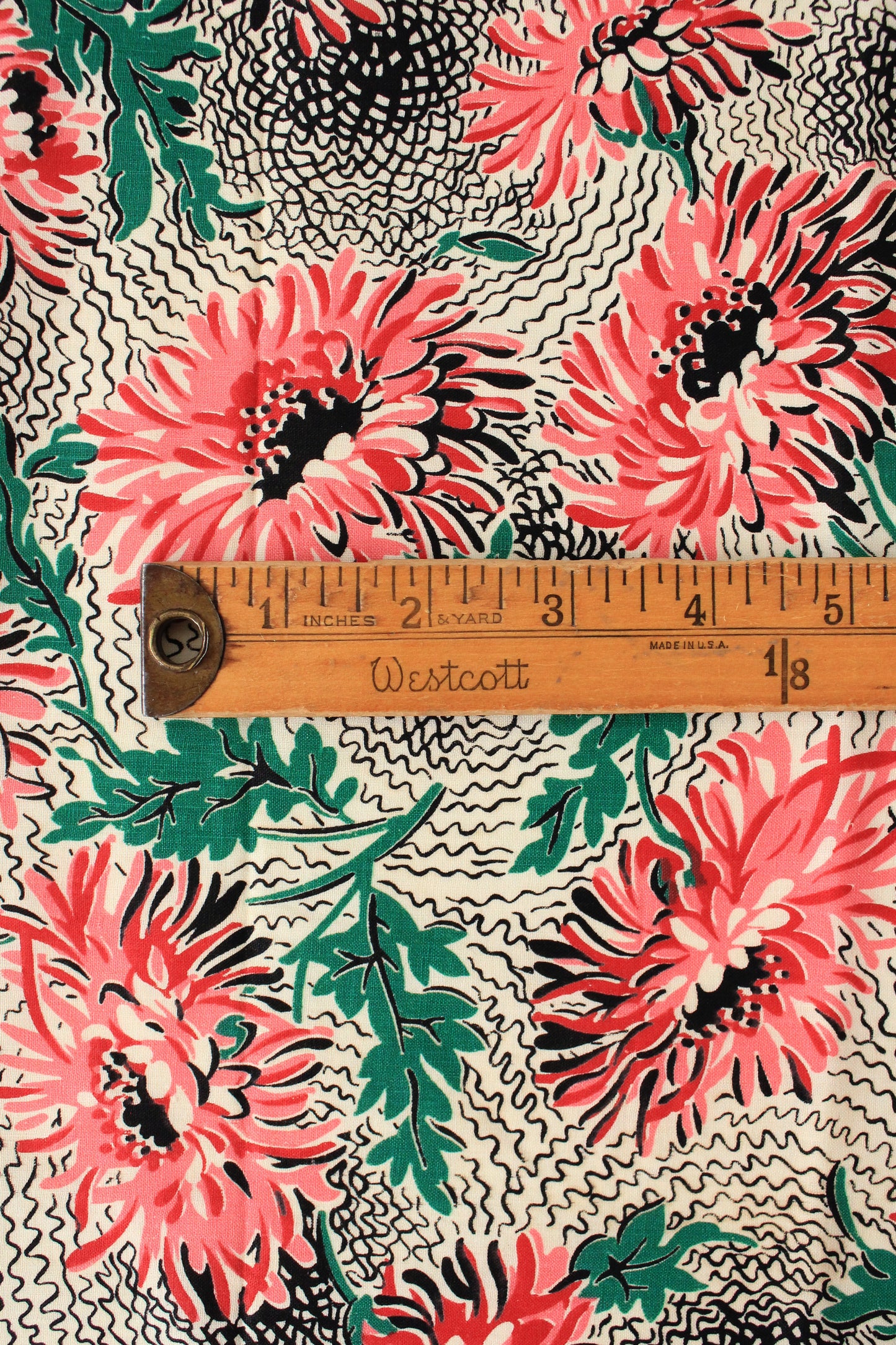 1940s Large Pink Flowers On Black And White Base Cotton Floral Sewing Fabric, 4 Yards