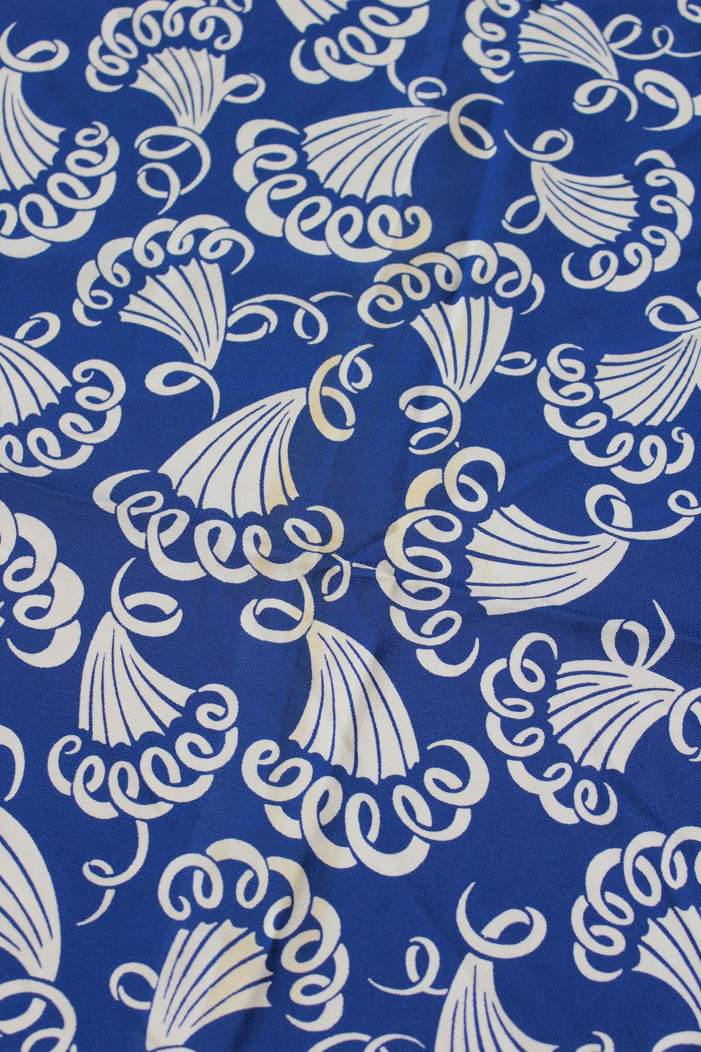 1940s Blue And White Fan Print Rayon Sewing Fabric, 4.6 Yards