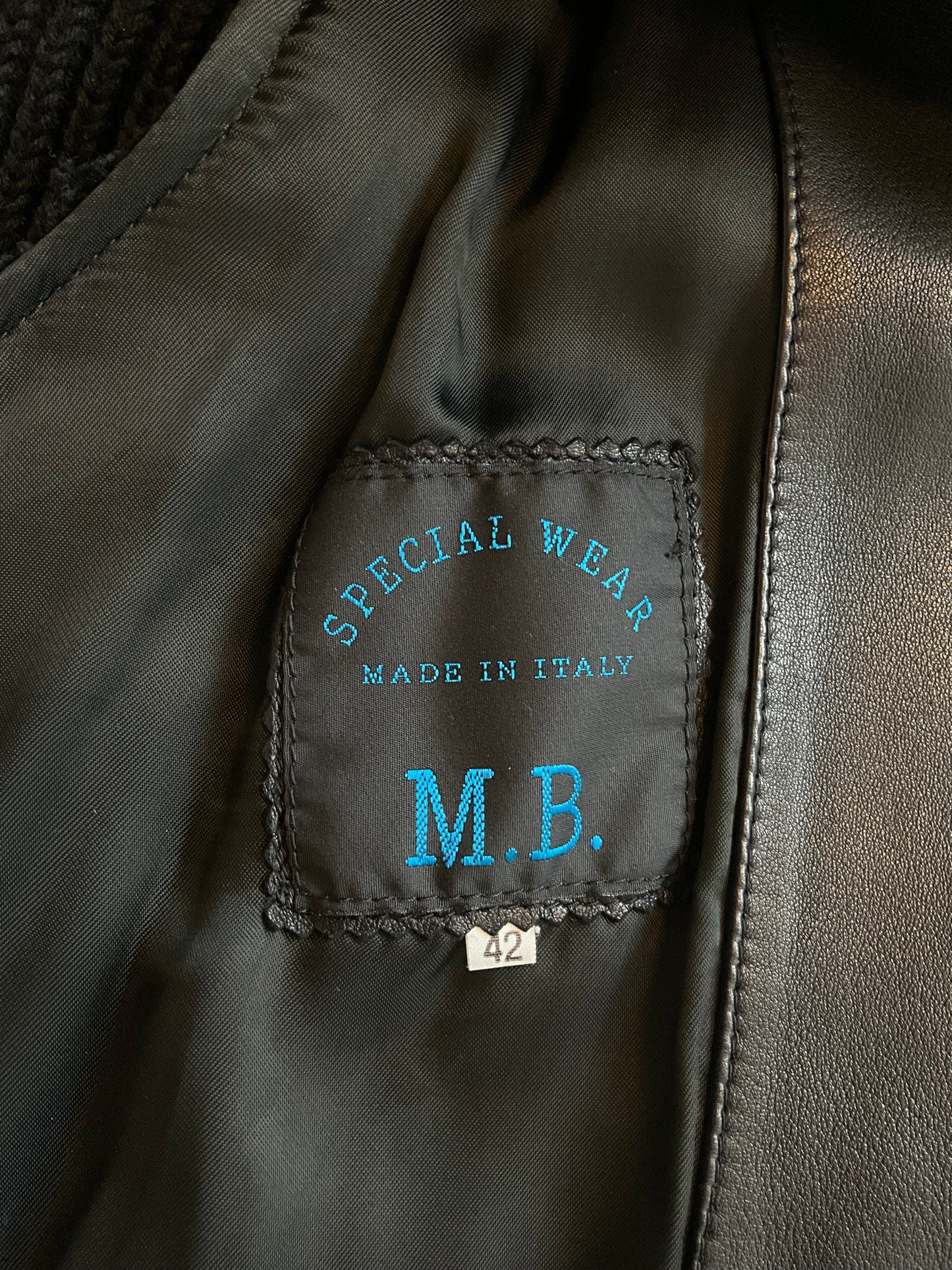 Vintage 2000s Black Leather and Knit Zip-Up Jacket with Fur Collar, Large