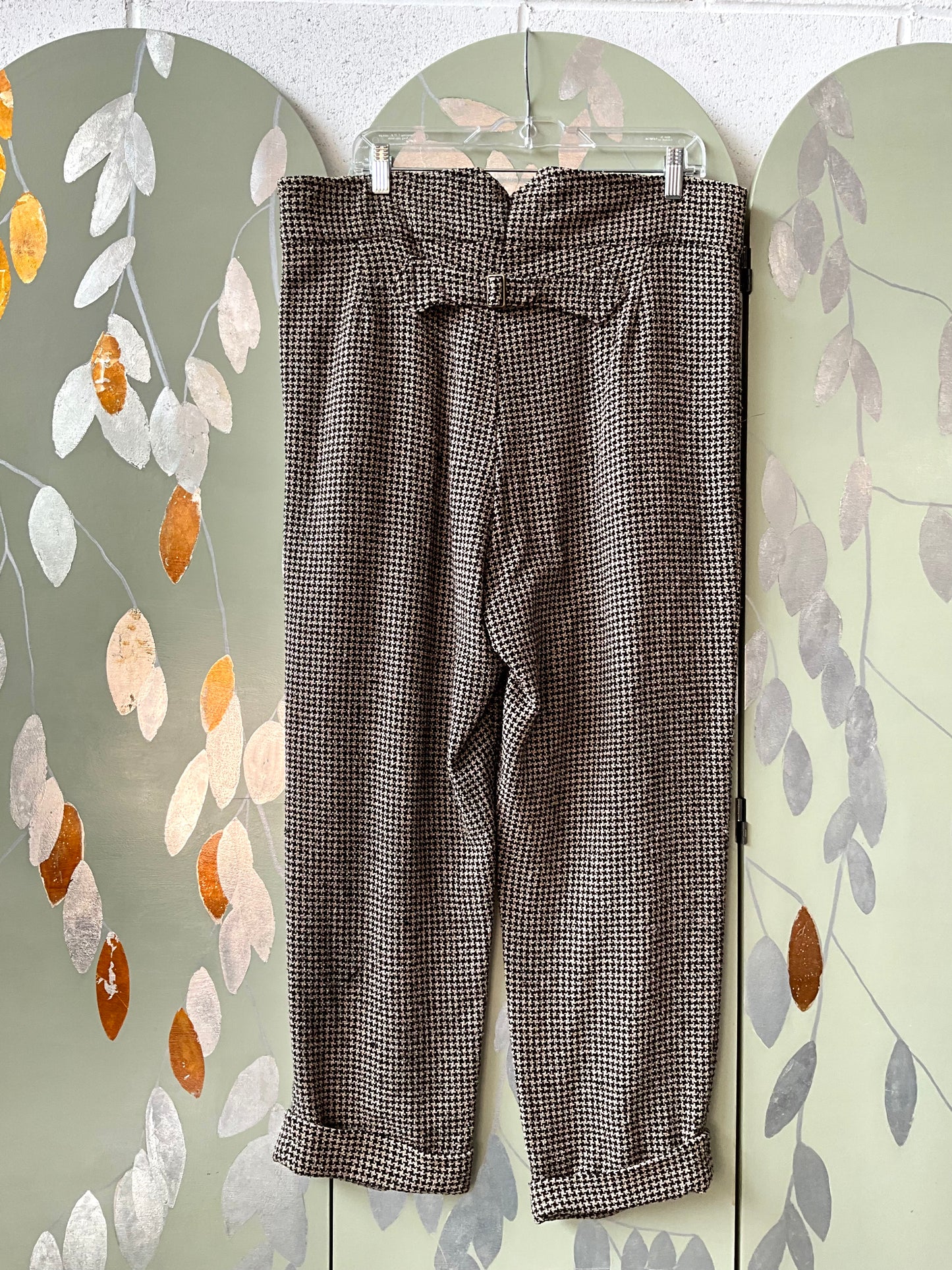 Reproduction 1930s Style Men's Black and Brown Woven Houndstooth Cropped Pants/ Plus Fours, W36