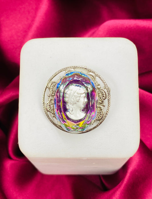 Vintage Round Cameo Clear Cabochon Brooch