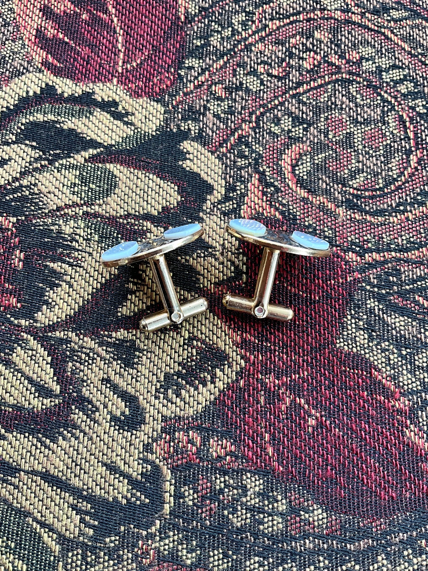 Vintage 1960s Round Mother of Pearl Gold Tone Cufflinks