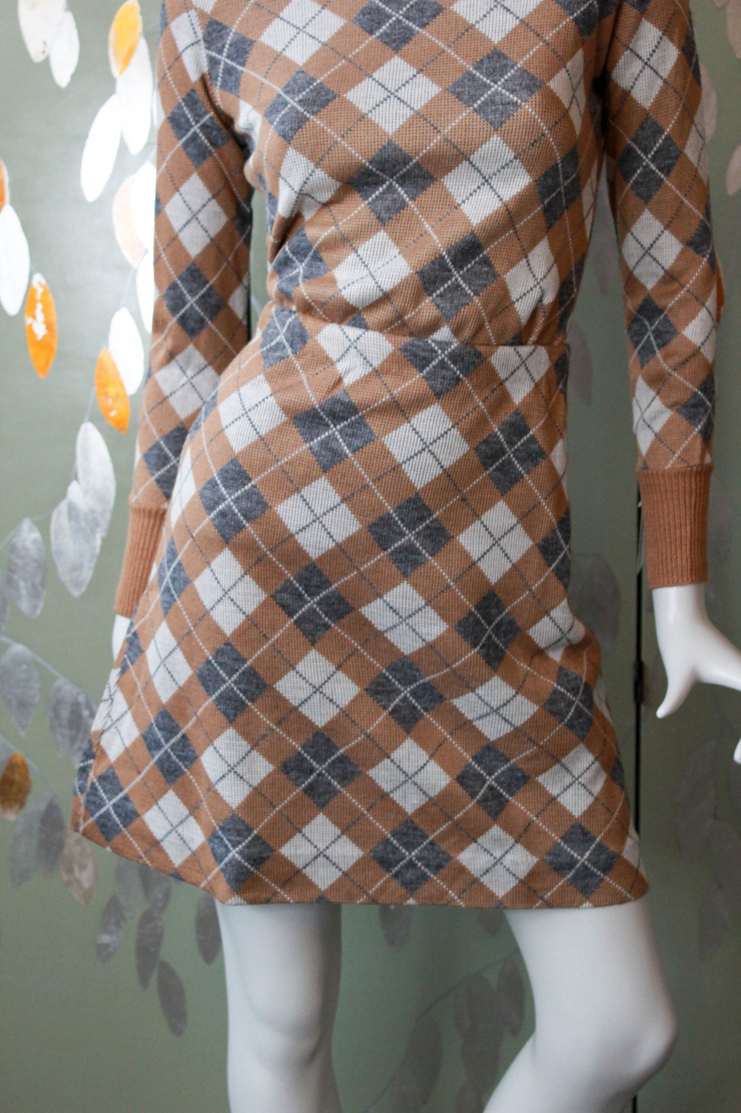 1980s deadstock argyle knit sweater and skirt matching set, cher horowitz preppy style, camel white and grey argyle plaid. mini skirt