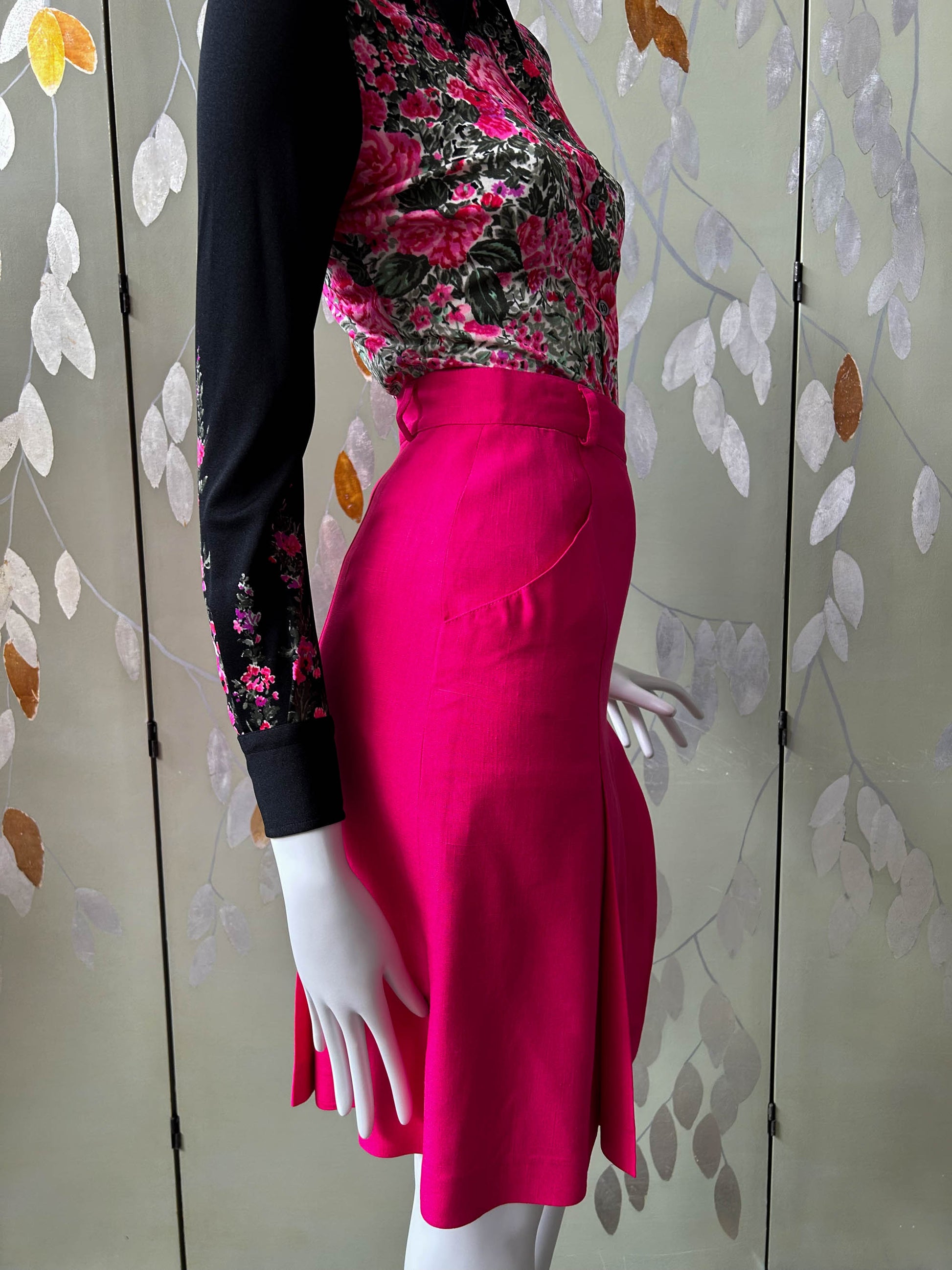 Vintage 1970s/80s Hot Pink Skirt Herve Benard, Waist 24"