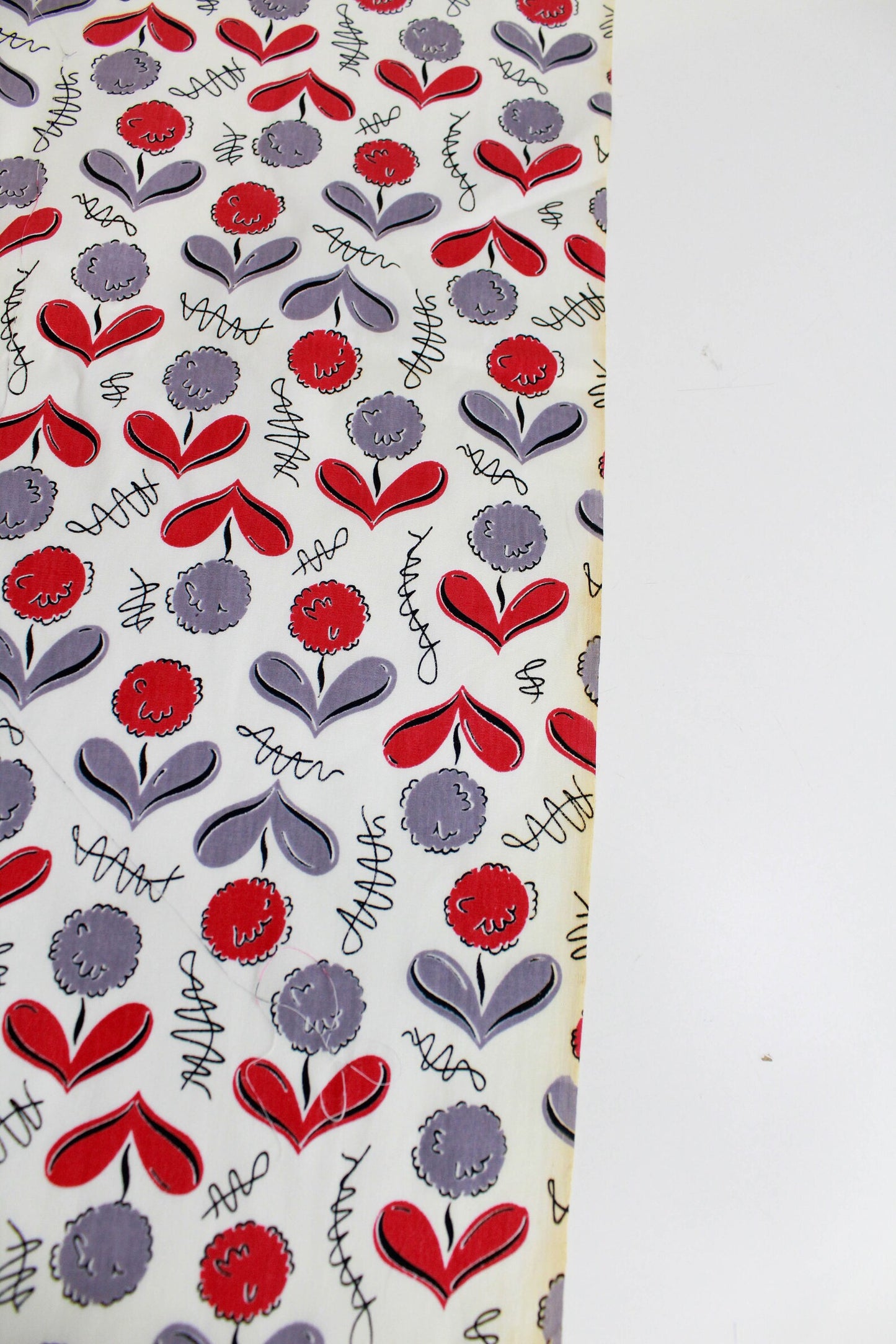 Vintage 1950s Red and Grey Flower and Heart Print Sewing Fabric, 5.6 Yards