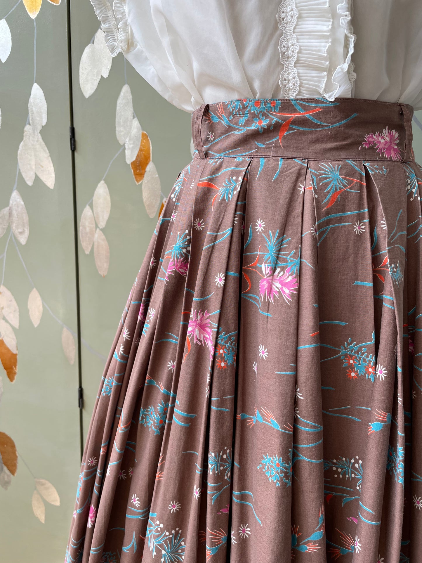 Vintage 1950s Brown Floral Print Pleated Skirt, XS