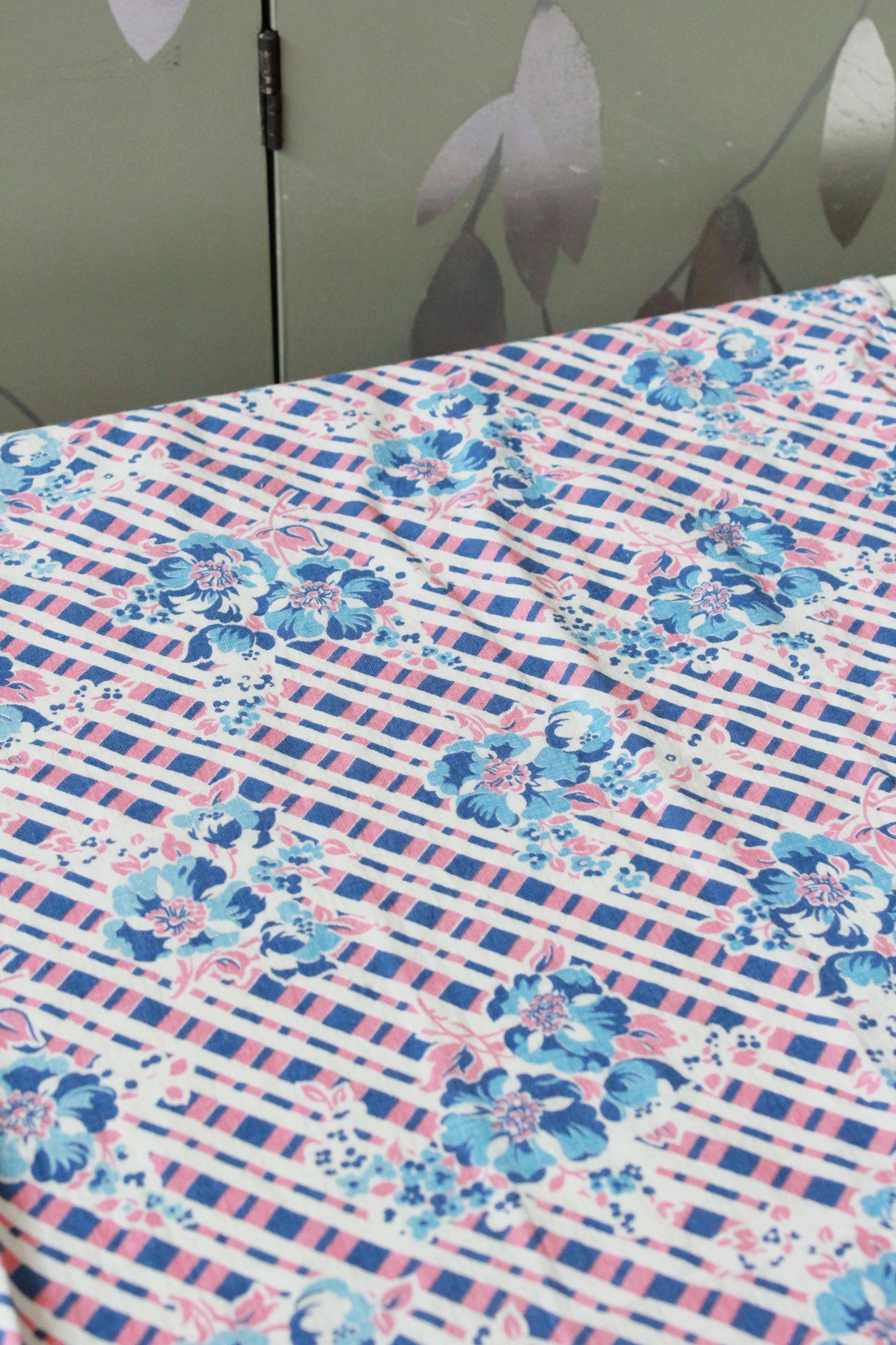 Vintage 1940s Floral Cotton Fabric, Pink And Blue Fabric, Cotton Flower Fabric, 1.3 Yards