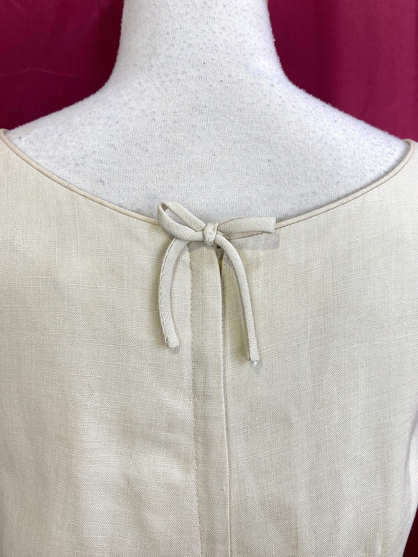 Vintage 1950s Ivory Embroidered Short-Sleeve Linen Sheath Dress, XS