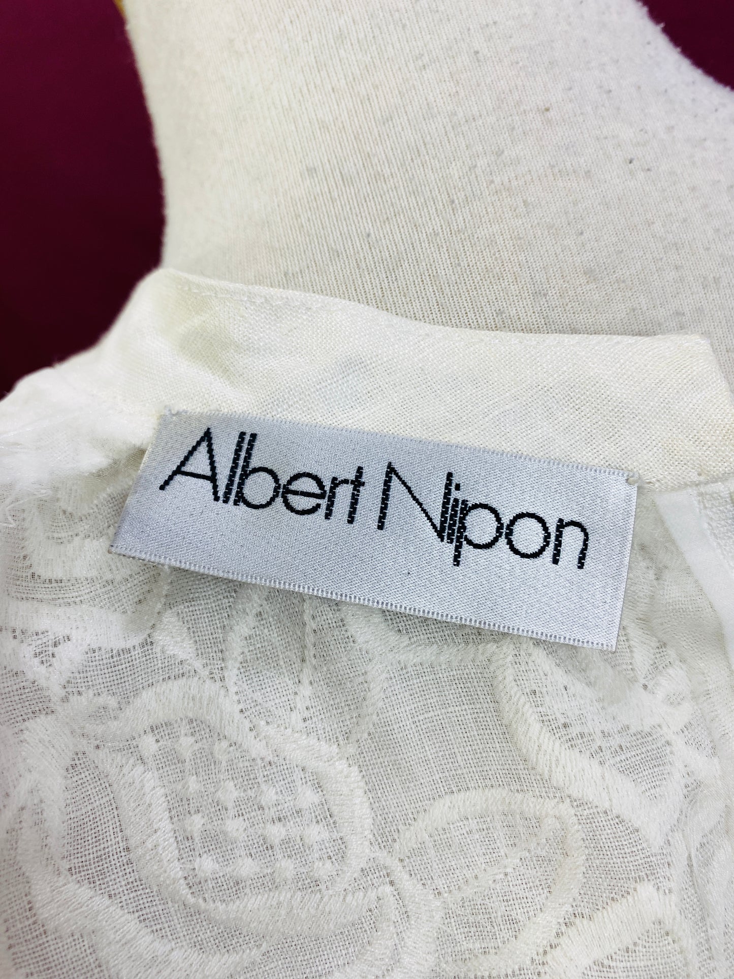 Vintage 1980s Albert Nipon White Linen Puff-Sleeve Embroidered Dress with Bow Belt, Small