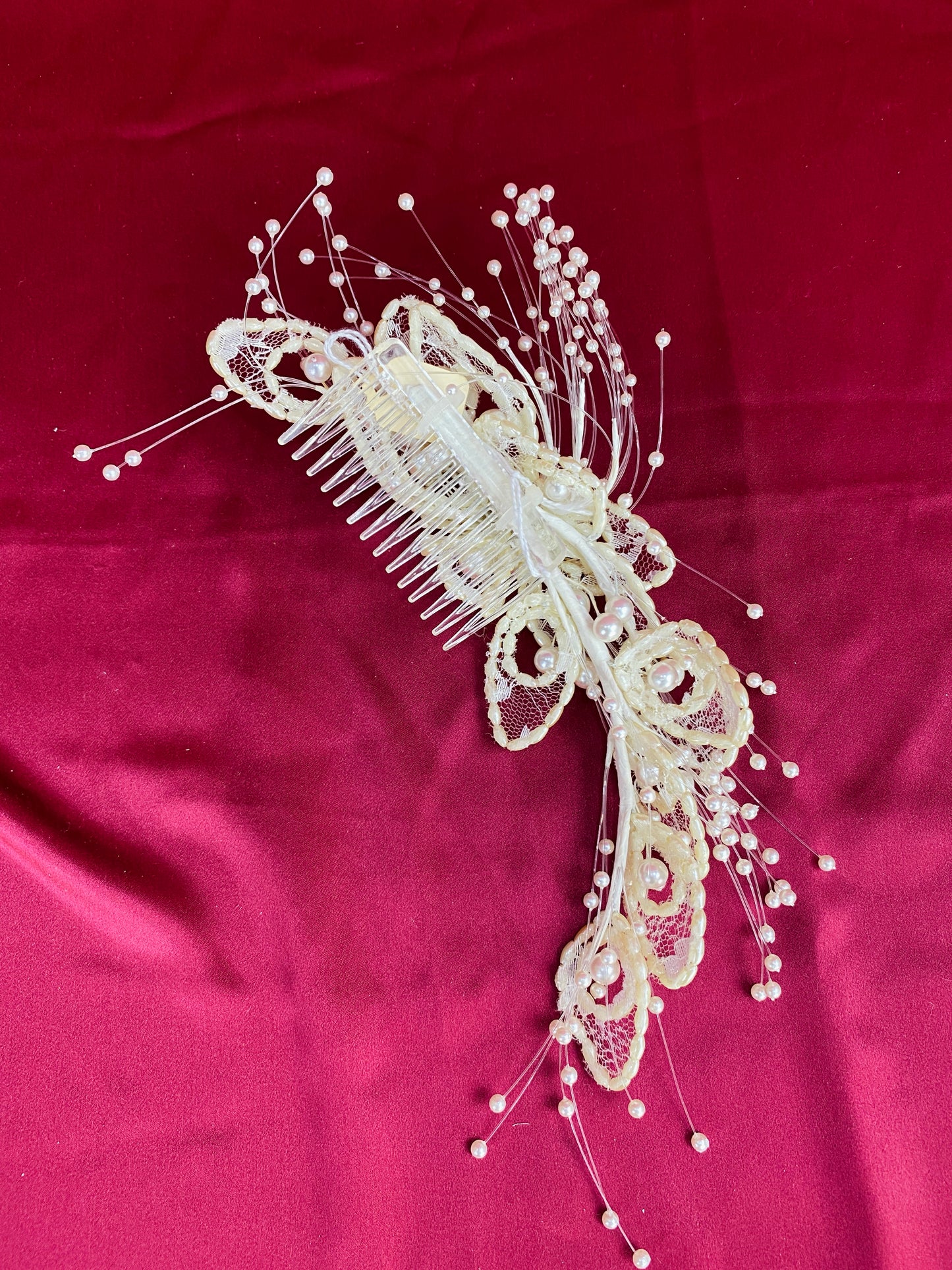 Vintage 80s/90s Pearl & Lace Bridal Hair Comb