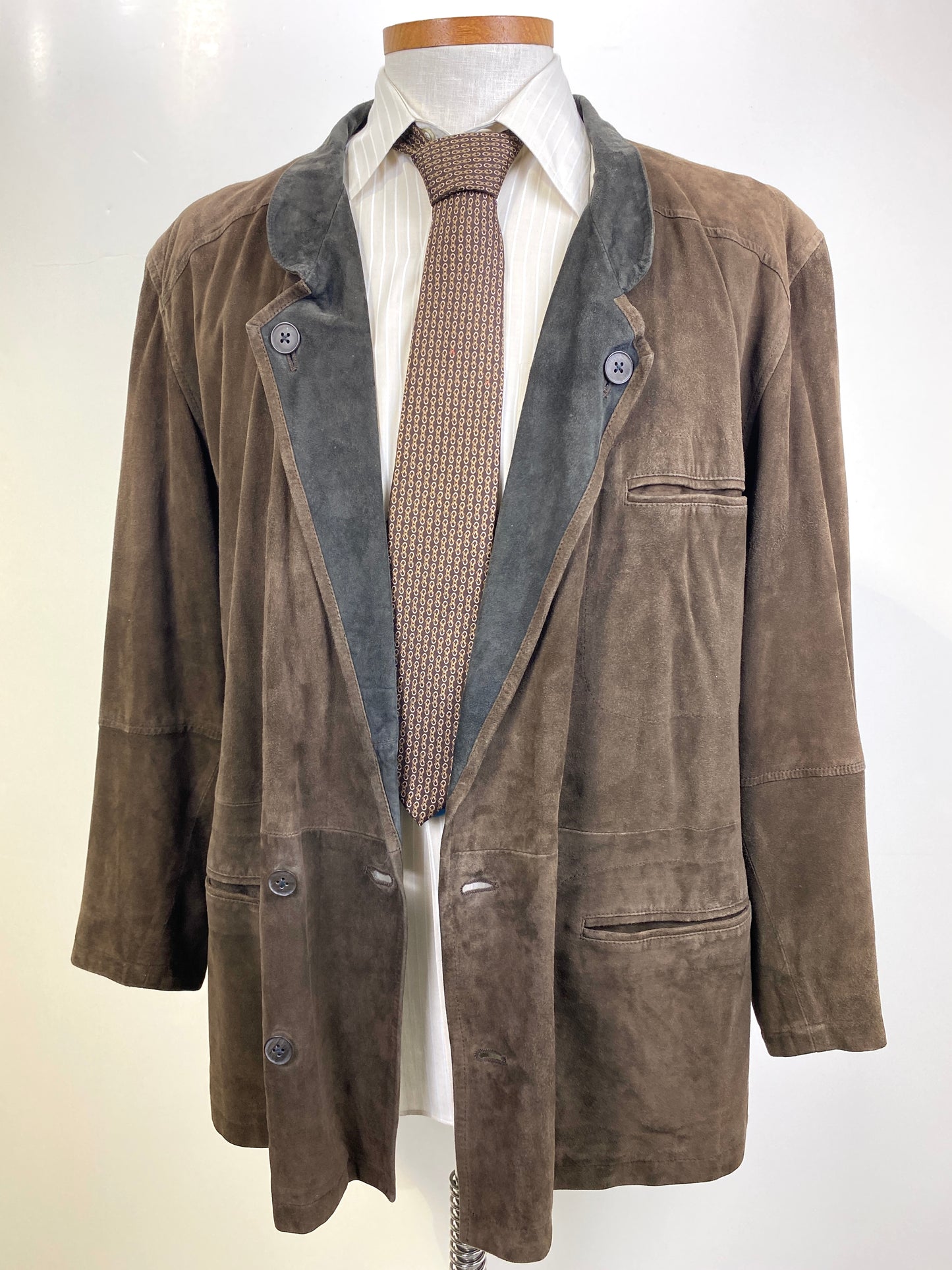 1990s Men's Brown Suede Blazer, Button Back Lapels, Casa Veneta Leather Jacket, C44
