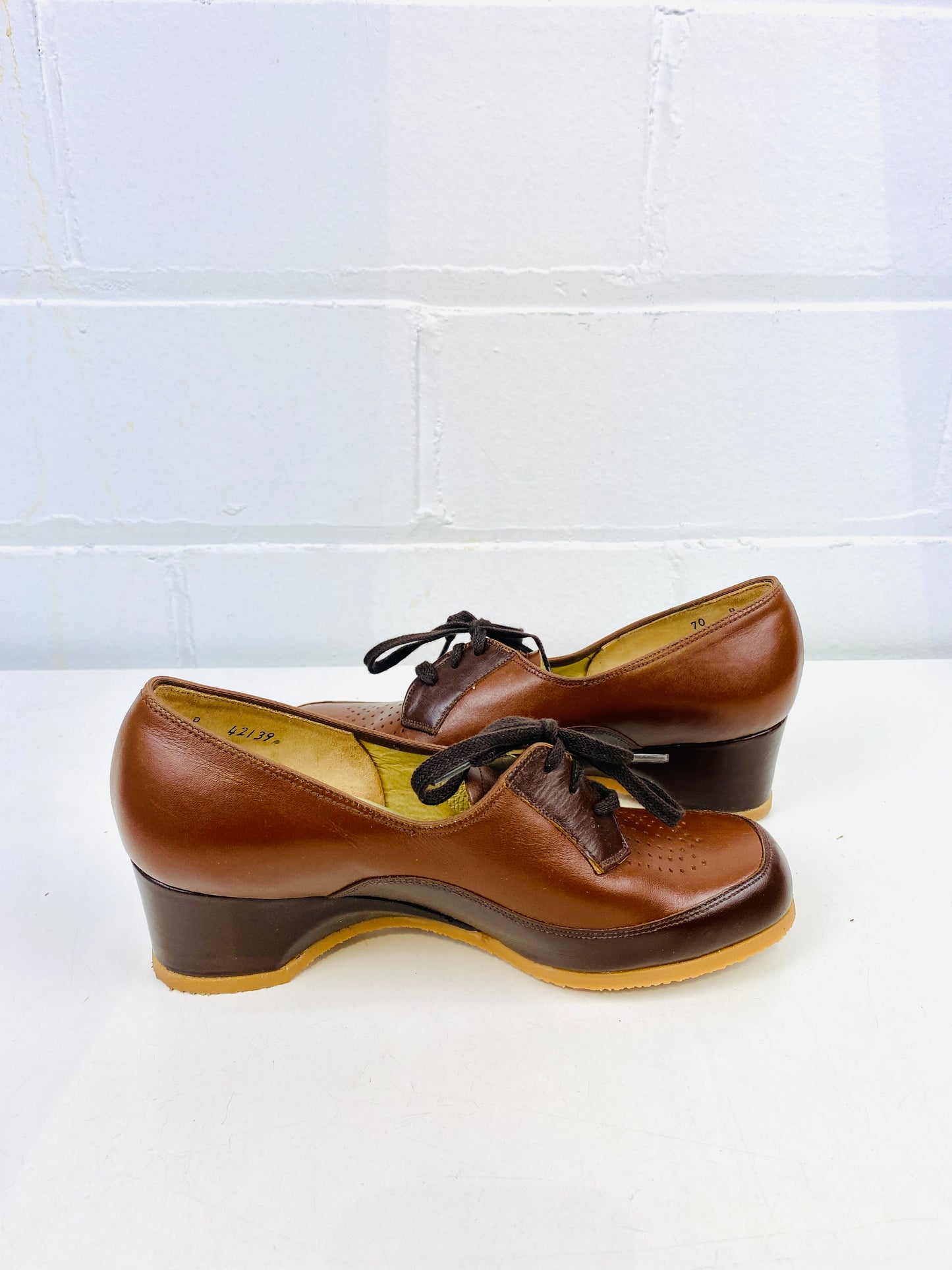 Vintage Deadstock Shoes, Women's 1980s Brown Leather Wedge Heel Oxfords, NOS, 8080