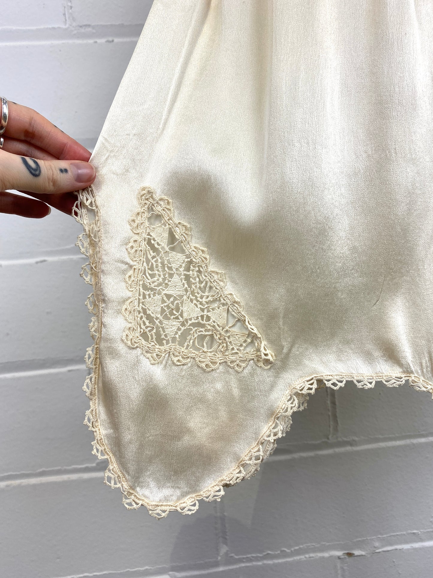 Vintage 1920s Cream Silk Satin Step-In Panties with Crochet Lace Detail