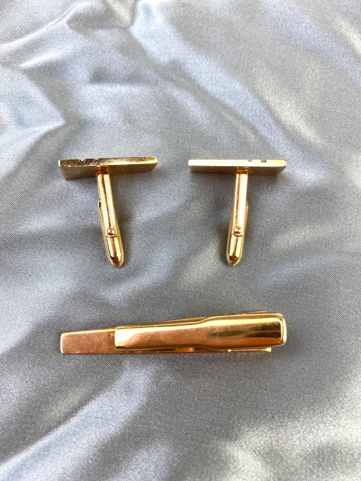 Vintage Gold Celestial Red Stone Cufflinks & Tie Bar Set