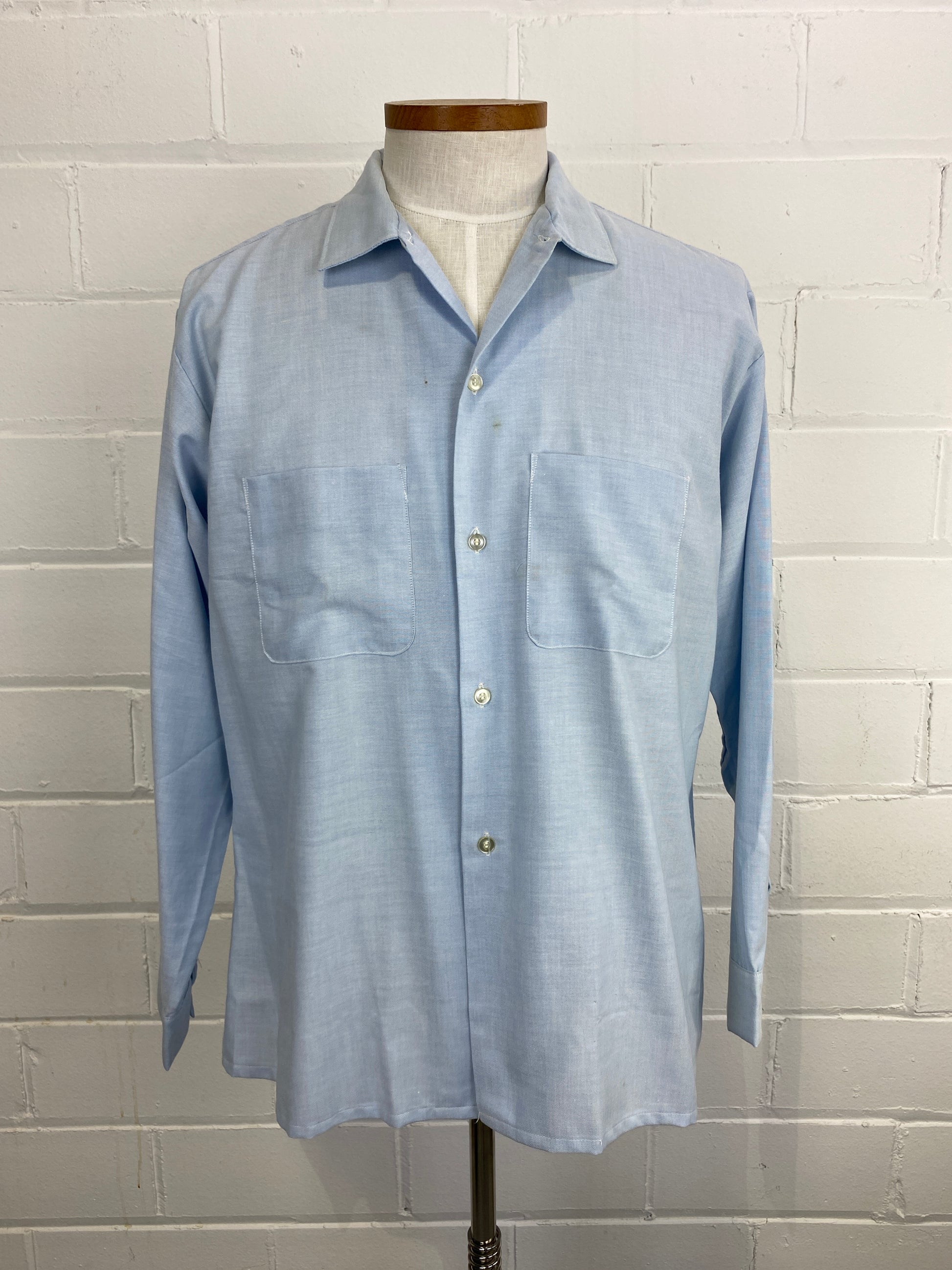 Vintage 80s Men's Light Blue Button-Up Shirt, Large