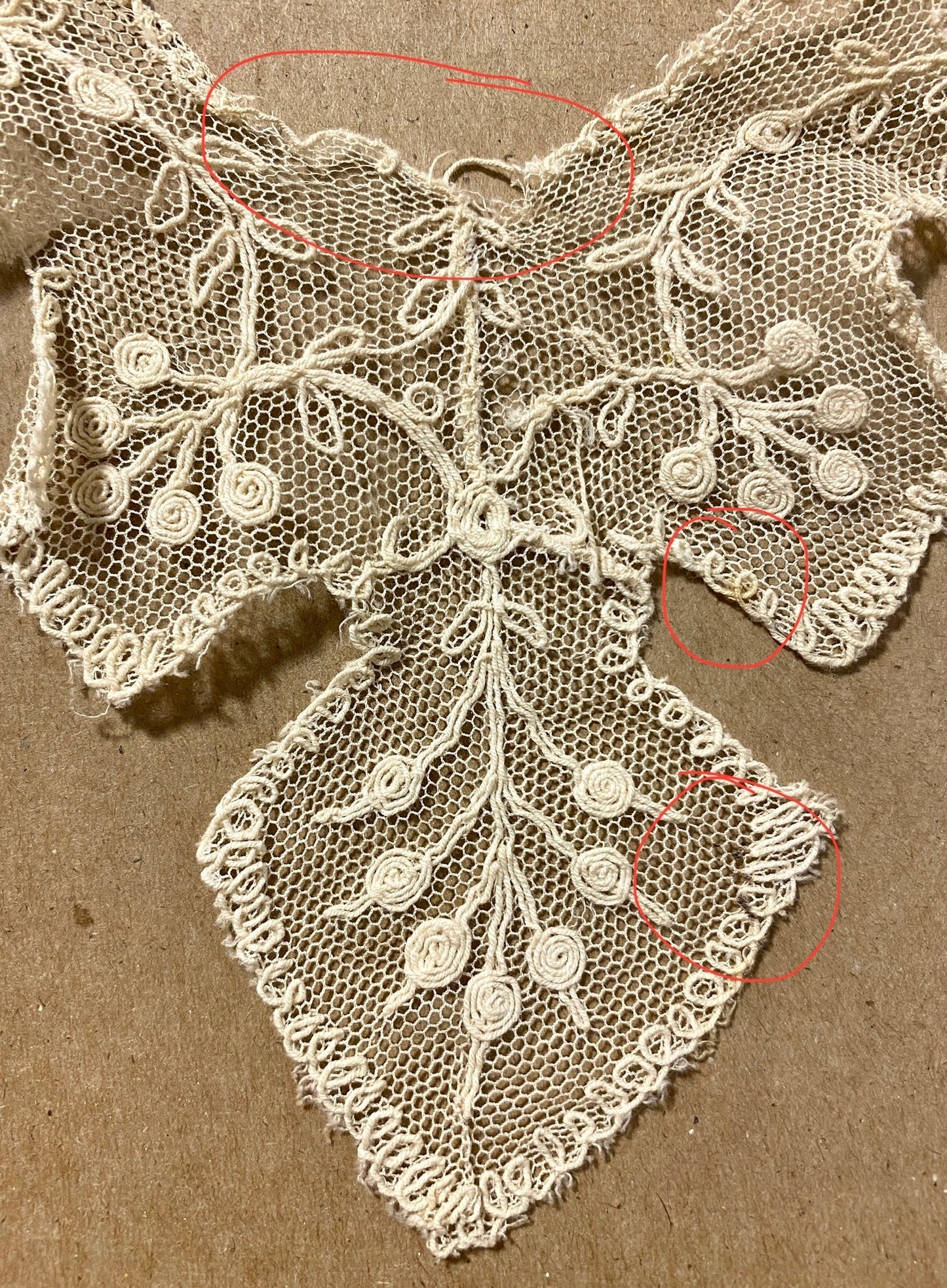 Vintage 1930s Beige Embroidered Tulle Collar & Matching Cuffs Set