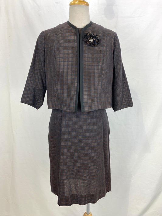 Front view of 2 piece 1960s dress and jacket set. Brie Originals. Ian Drummond Vintage. 