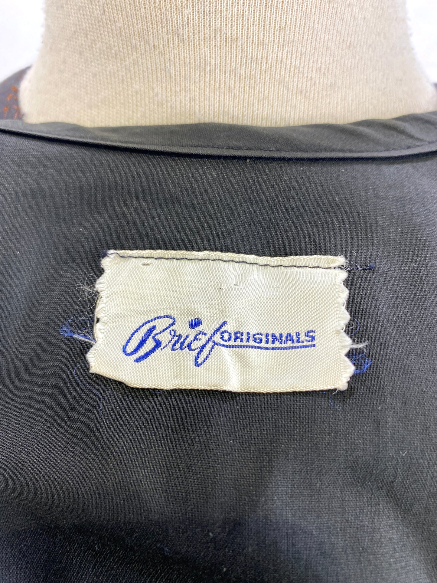Brie Originals clothing label on 1960s bolero jacket. Ian Drummond Vintage. 