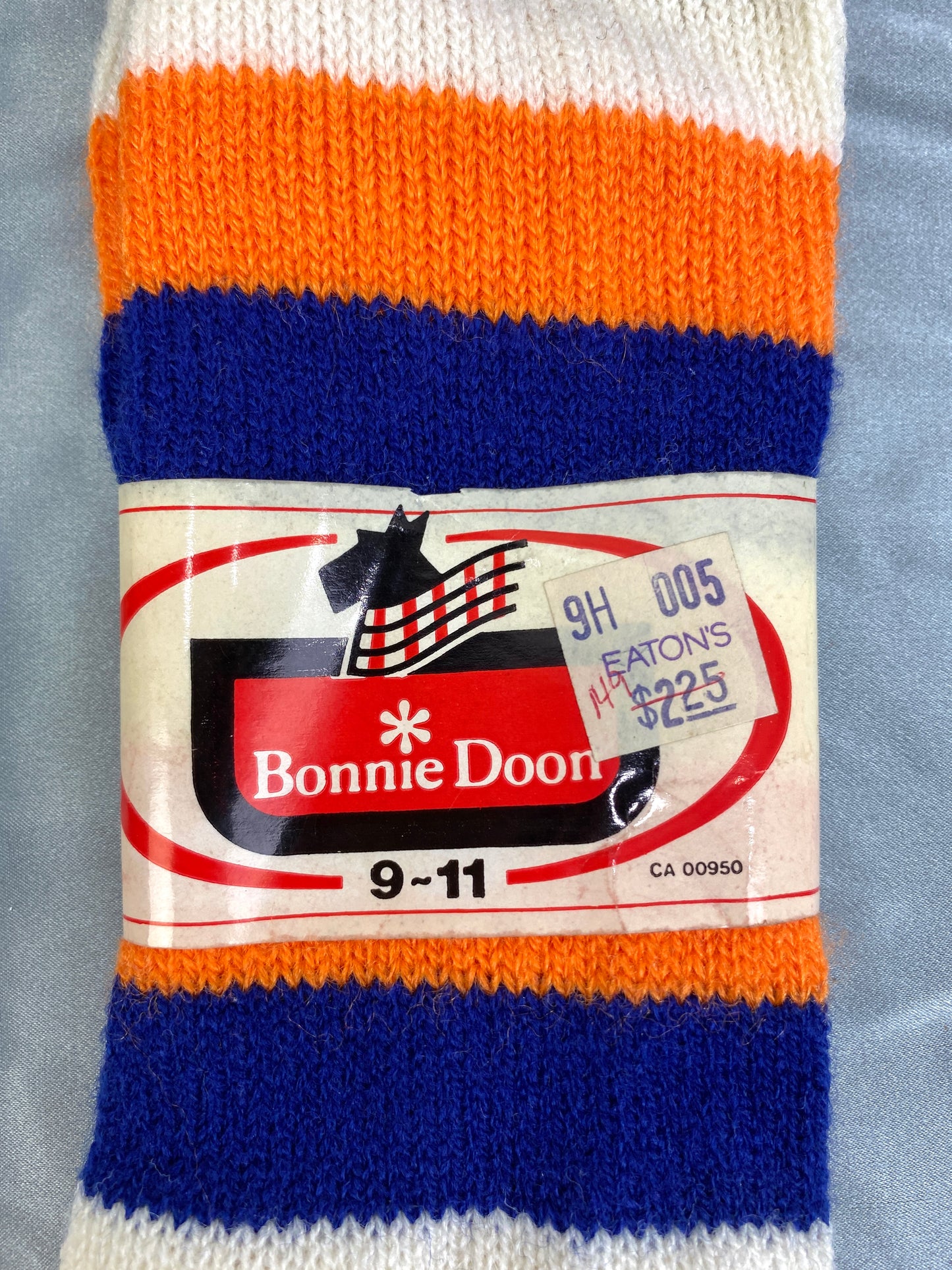 Vintage 1970s Deadstock Bonnie Doon White, Blue & Orange Striped Knee Acrylic Socks, x1