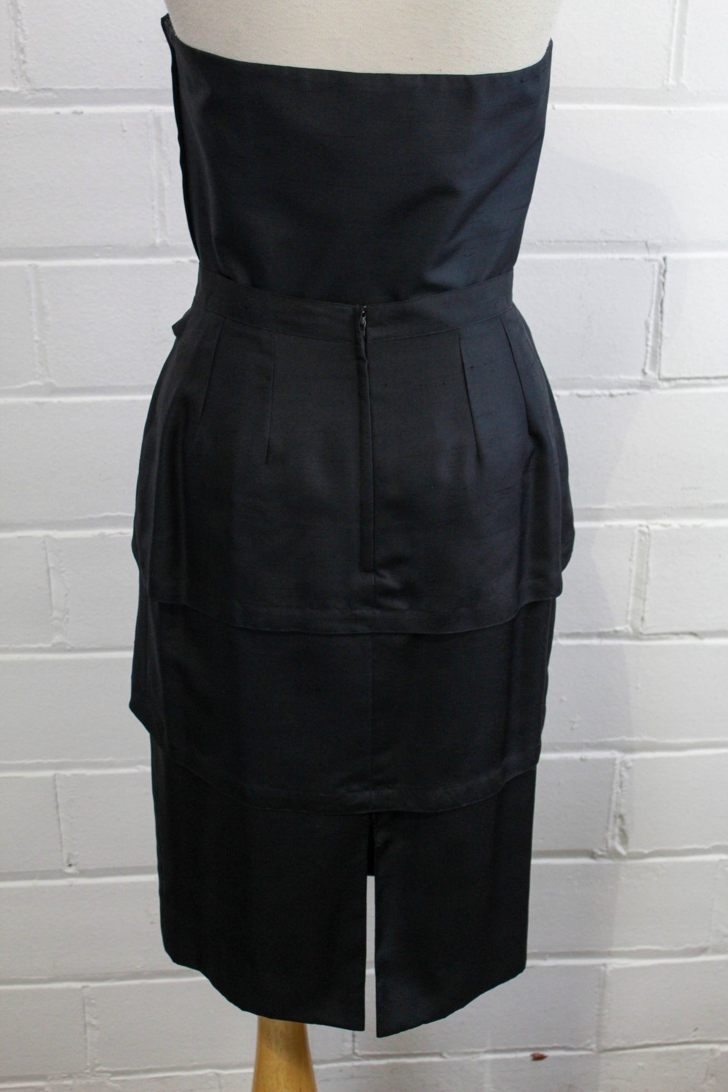 80s Guy Laroche Black Silk Skirt Set, Bust 36