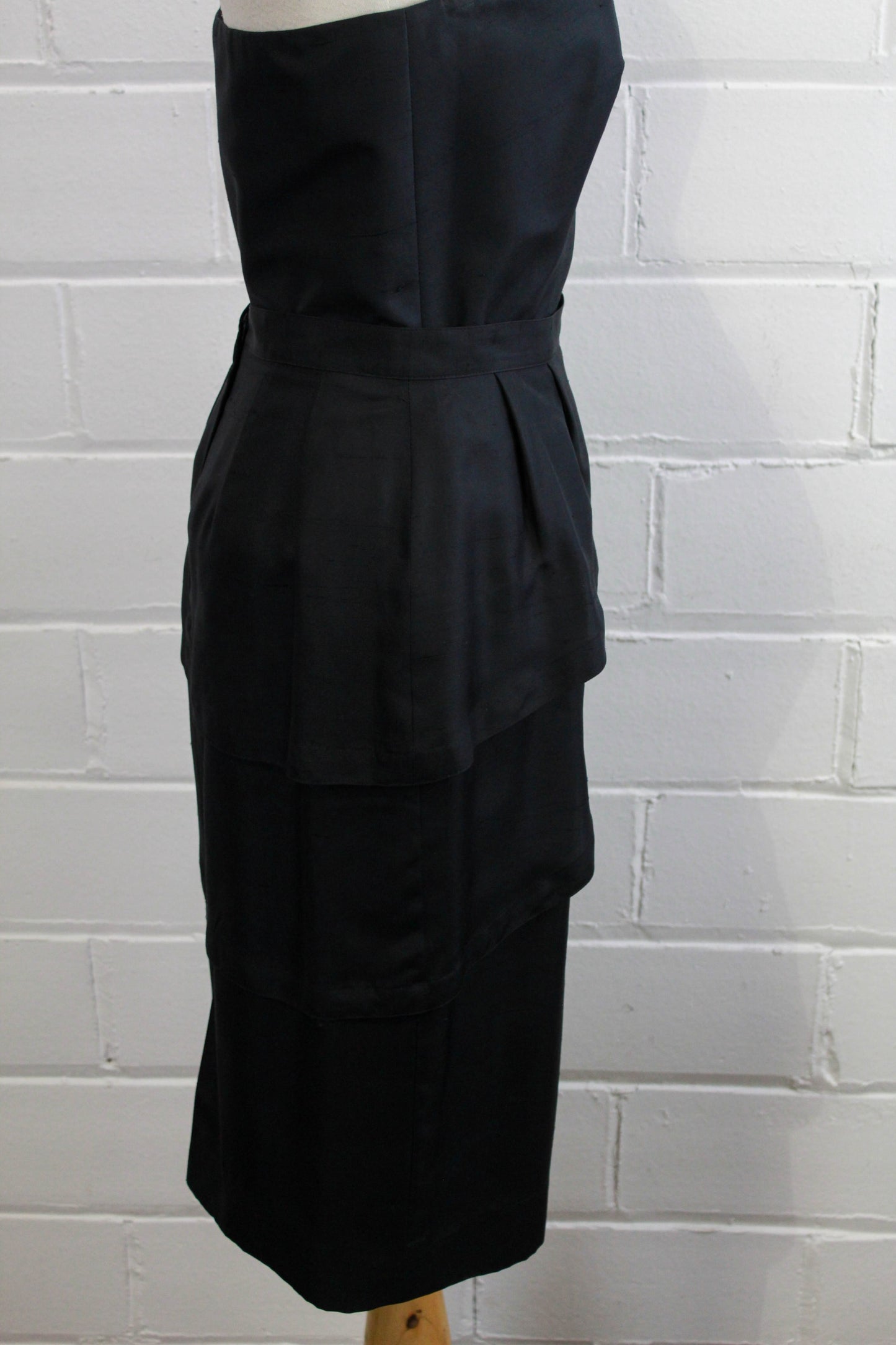 80s Guy Laroche Black Silk Skirt Set, Bust 36
