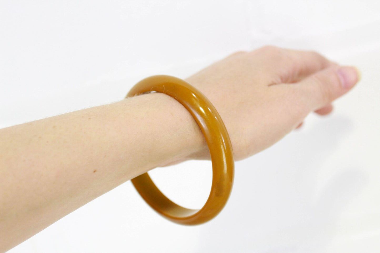 1930s/40s Bakelite Bracelet, Bangle, Caramel Butterscotch Early Plastic Vintage Spacer Bangle