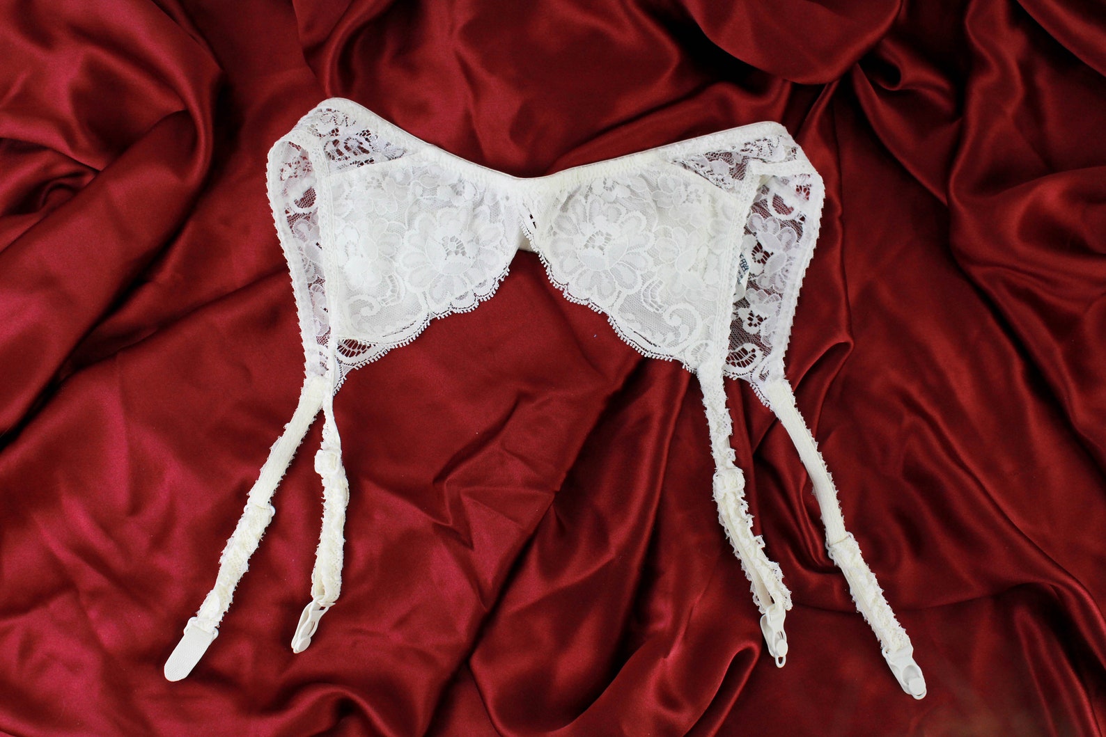 Vintage 80s White Lace Garter Belt, Lily of France Lingerie, Small