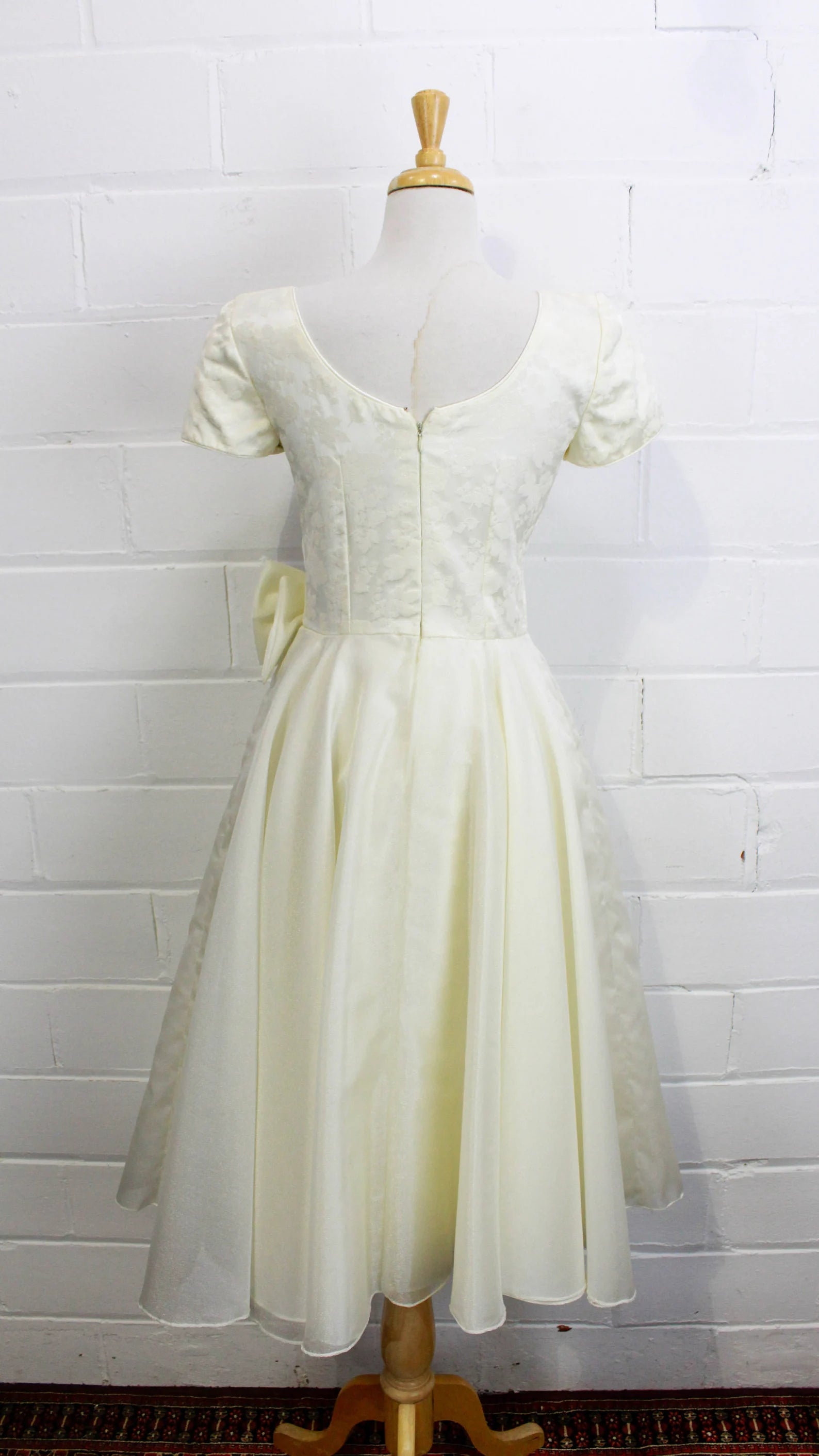 Vintage 90s does 50s White Formal Dress, Small, Full Skirt, Sparkly Organza Wedding Dress