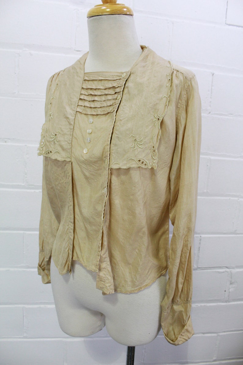 Antique 1900s Edwardian Silk Blouse, Embroidered Collared Antique Blouse, Beige Silk, Medium
