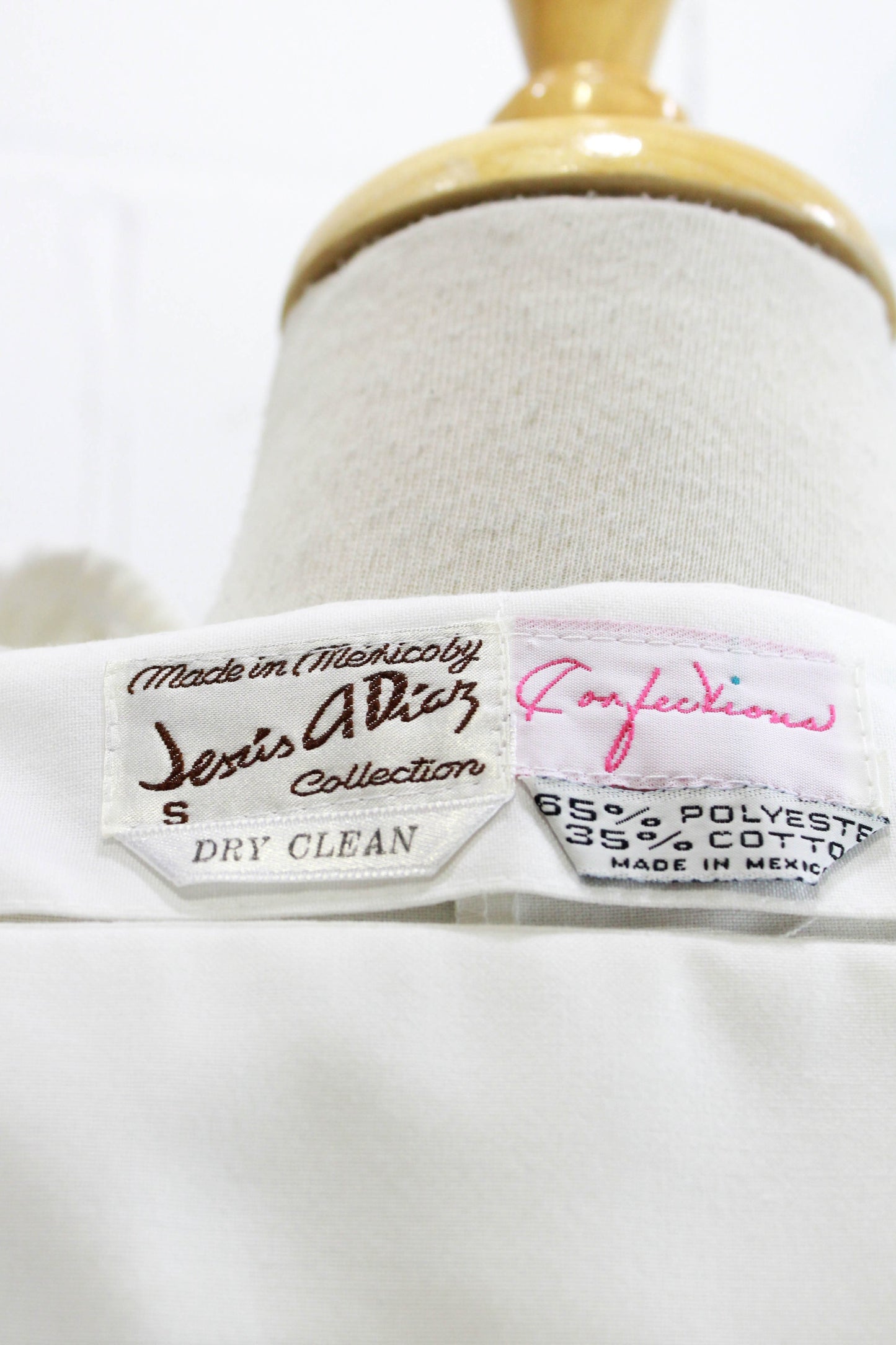 Vintage 1980s Jésus A Diaz Mexican Dress with Embroidered Flower Appliqué, M/L