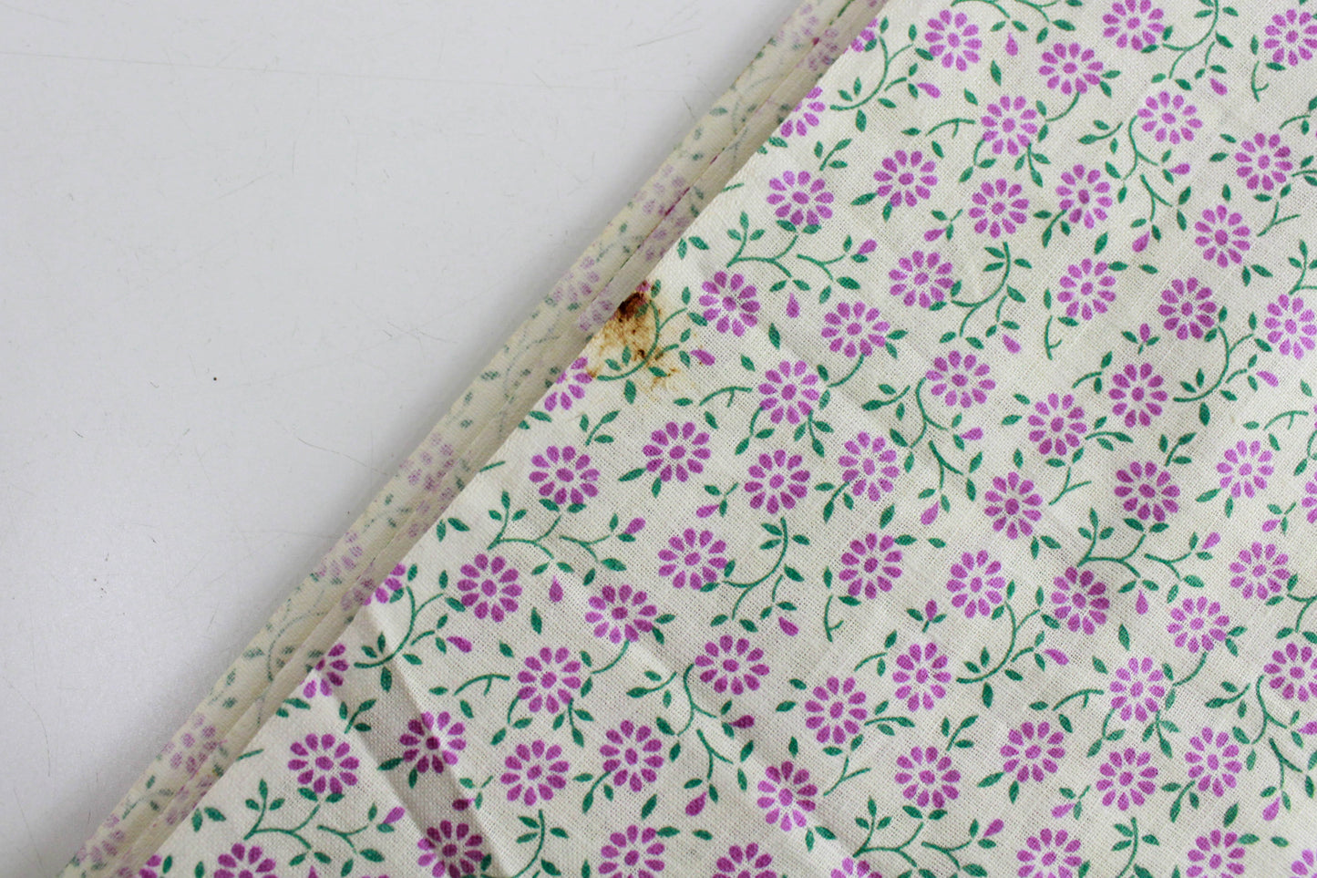 1950s Lilac Purple Dainty Floral Print Cotton Fabric 8 1/2 Yards