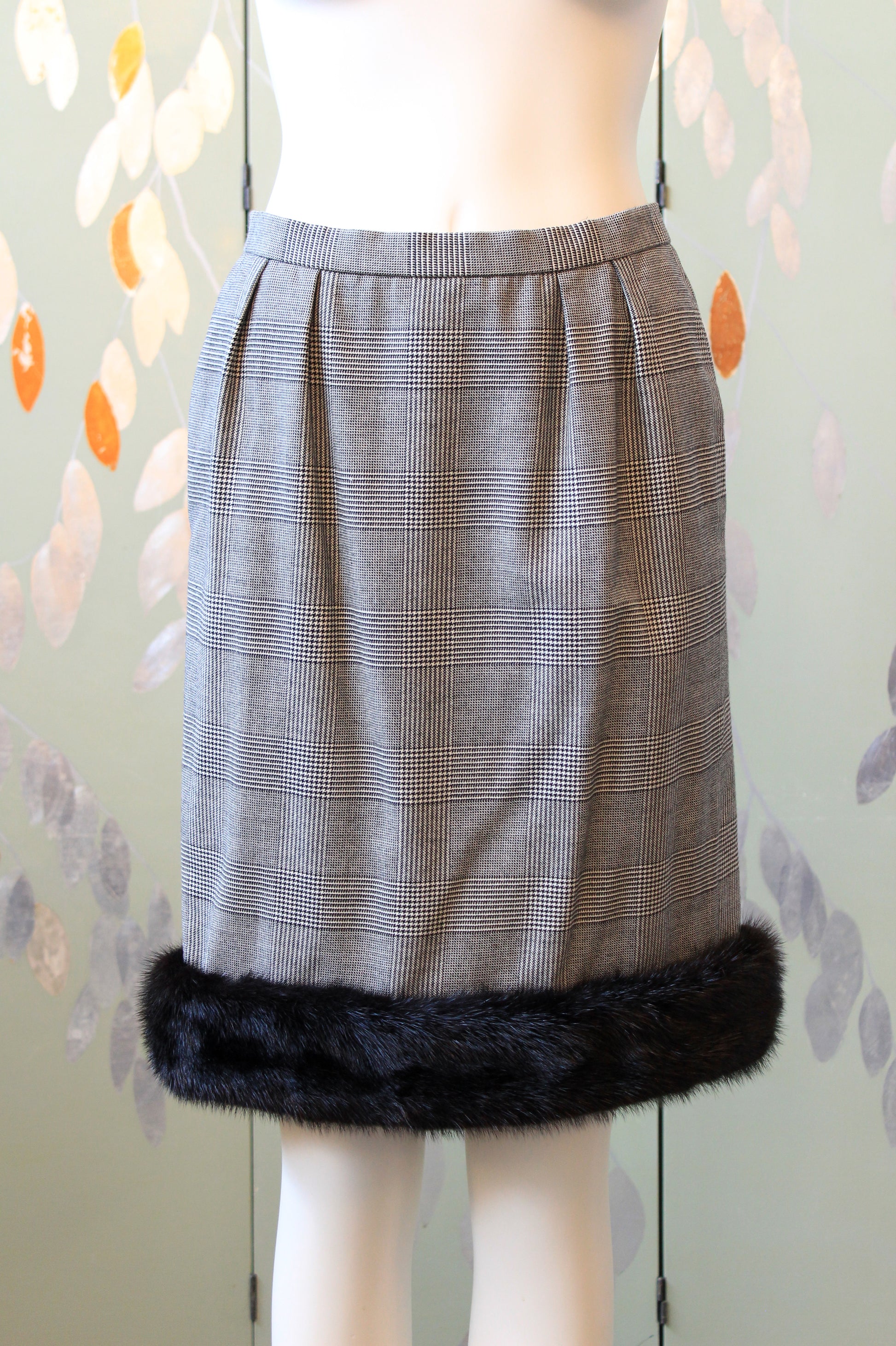 1990s Lily Simon 3PC Houndstooth Fur Trim Skirt Set With Scarf, Small