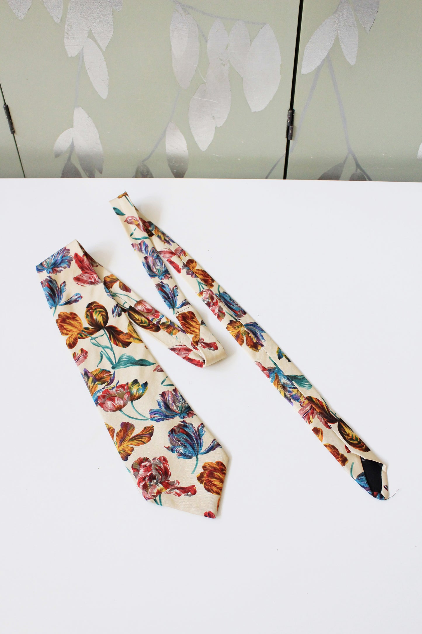 1990s YSL Multicoloured Flowers Silk Designer Tie With Ivory Base