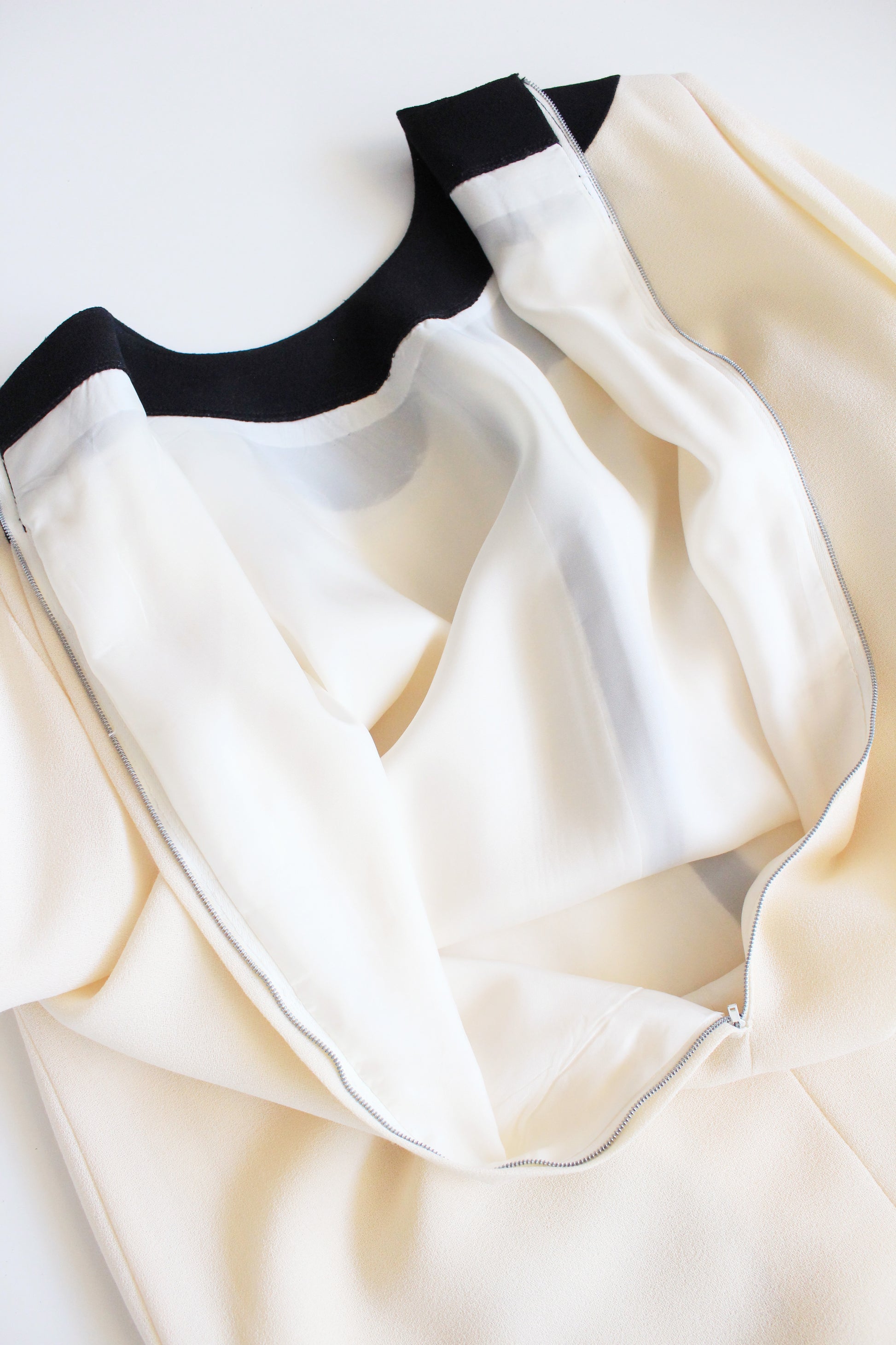 1980s Does 1960s Black And Cream Flower Shift Dress, Medium