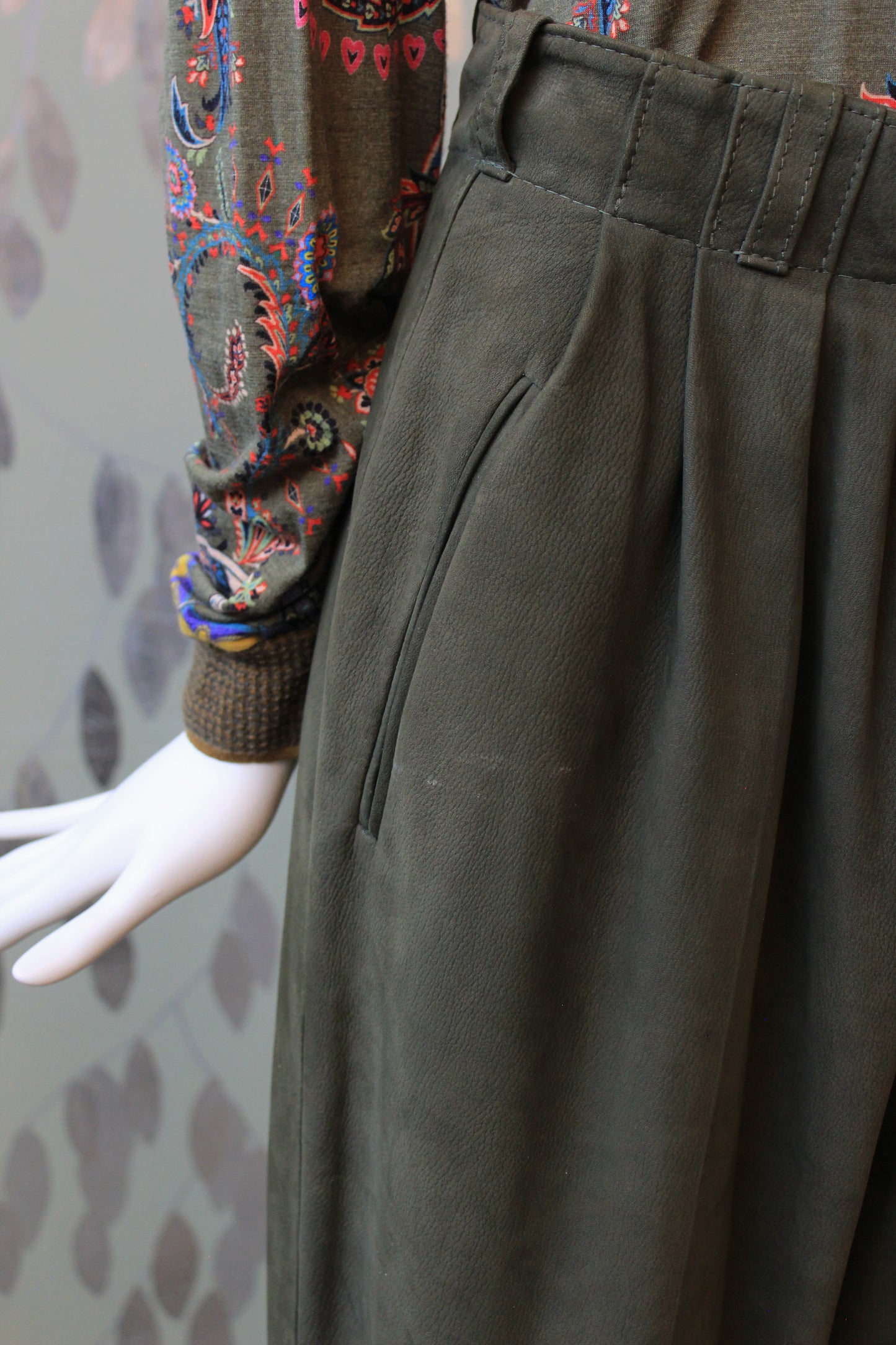 1980s Leather Paperbag Style Pants In Olive Green, Medium