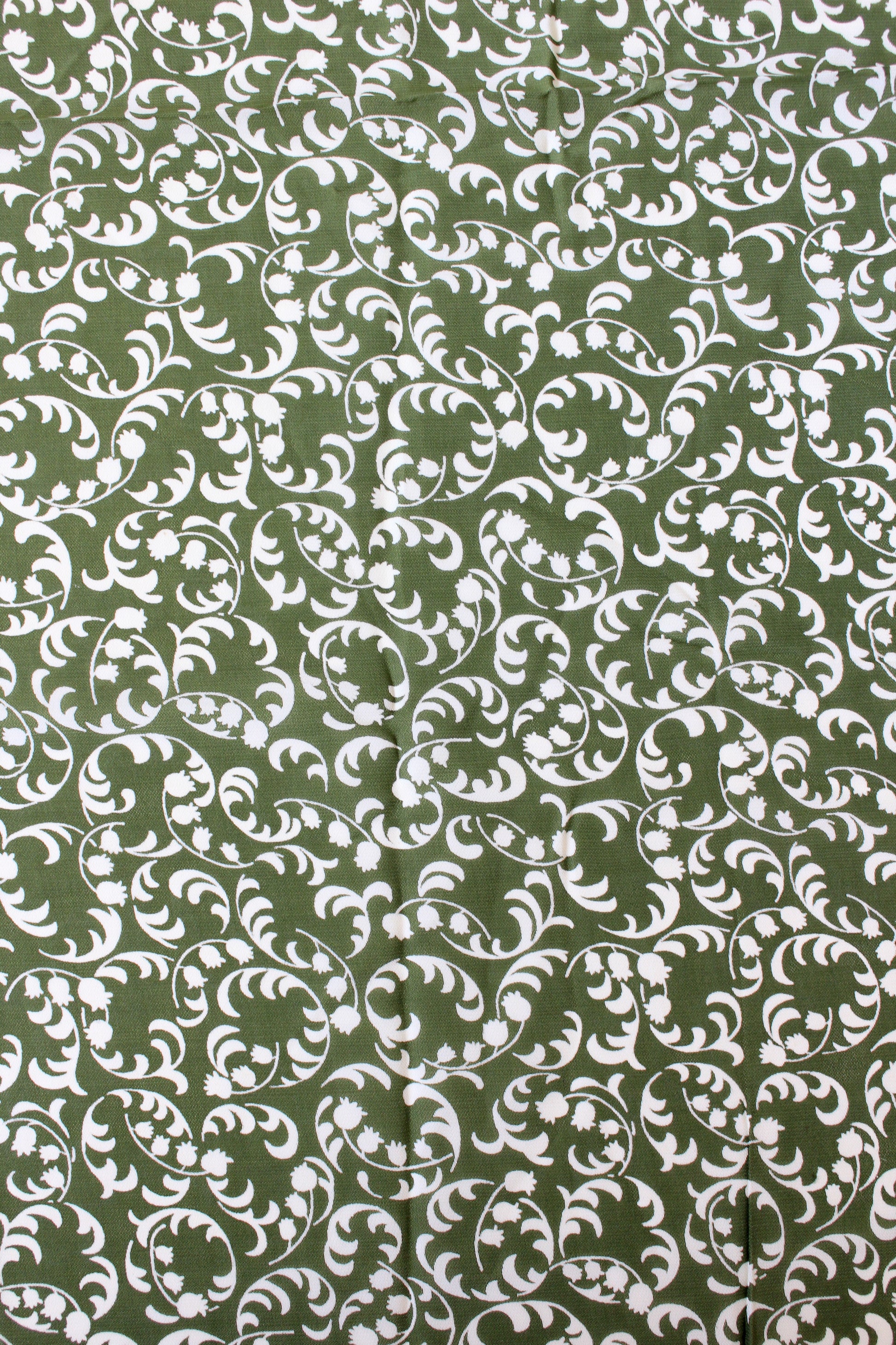 1940s Green And White Vine Pattern Summer Rayon Fabric, 4 Yards