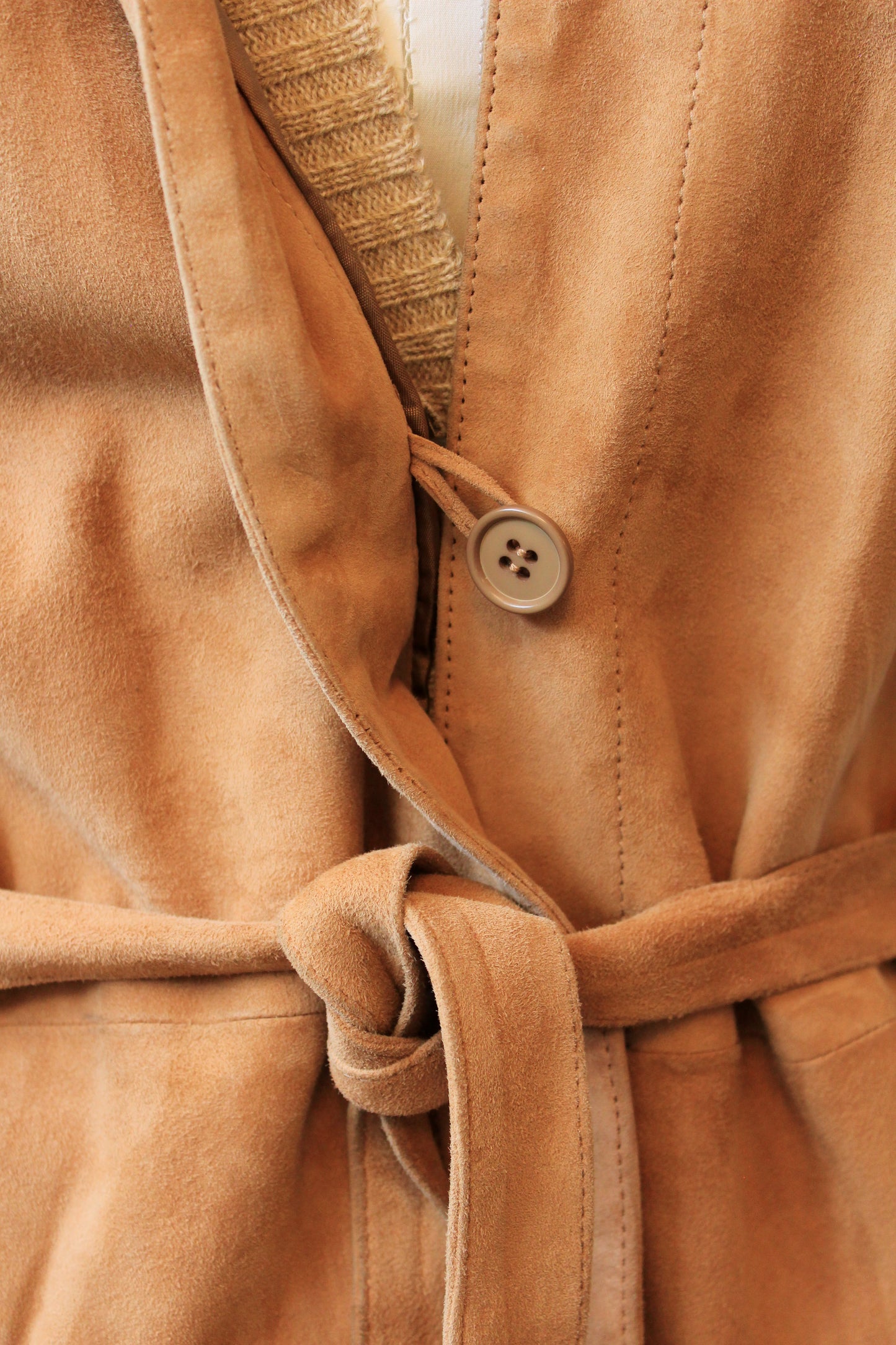 1980s Tan Suede Jacket With pleated Shoulders And Tie Belt, Medium