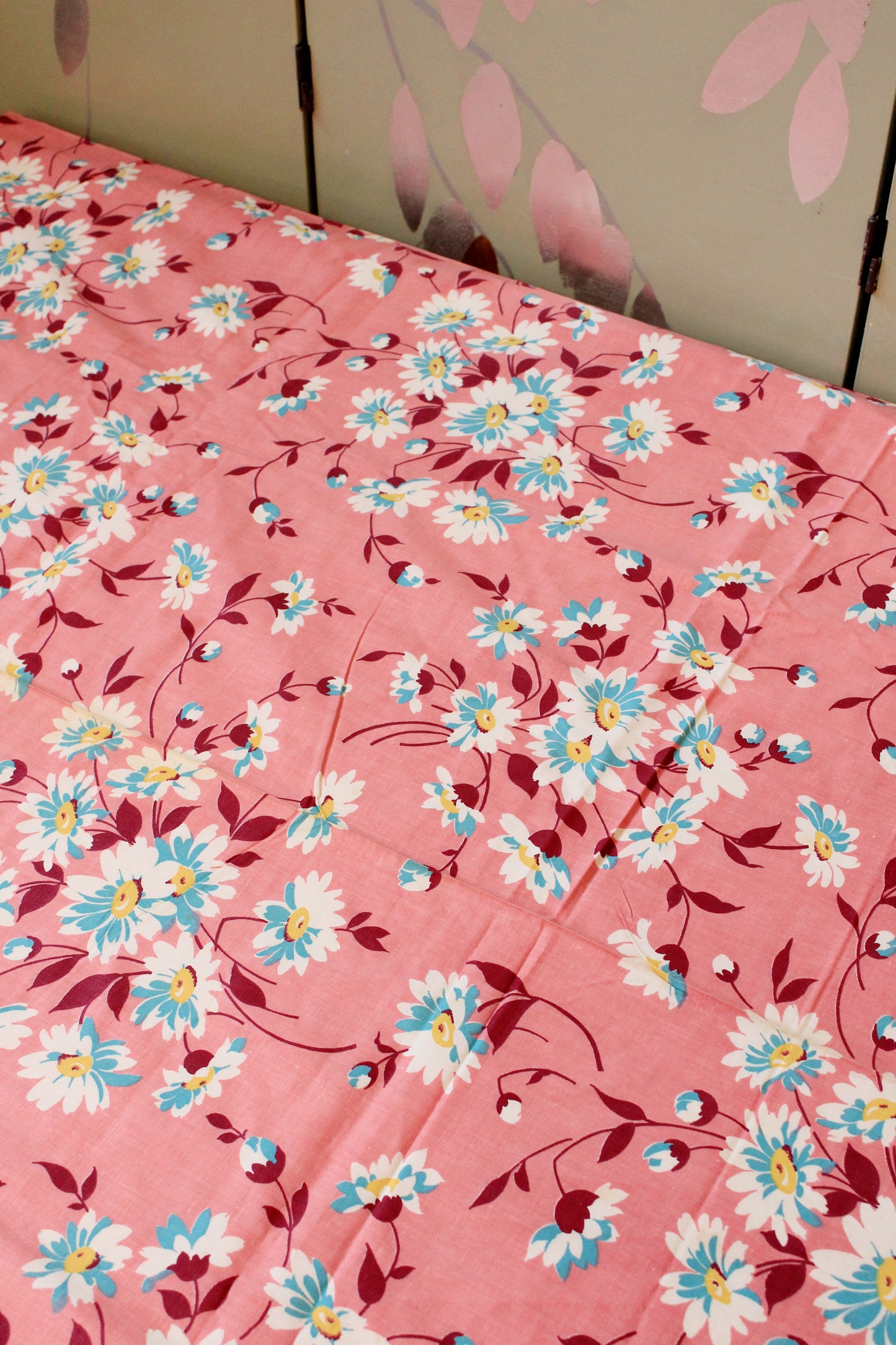 1950s Muted Pink With White Flowers Cotton Sewing Fabric, 5.7 Yards