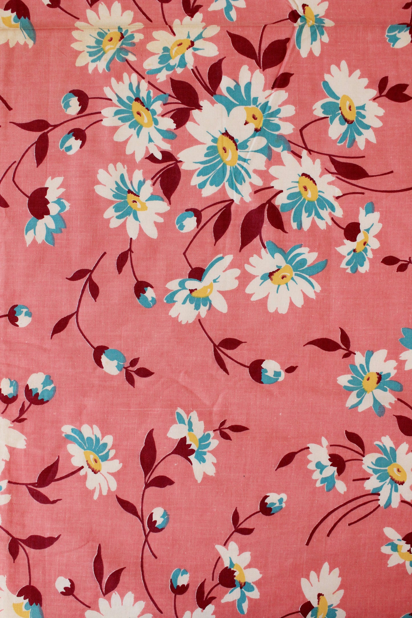 1950s Muted Pink With White Flowers Cotton Sewing Fabric, 5.7 Yards