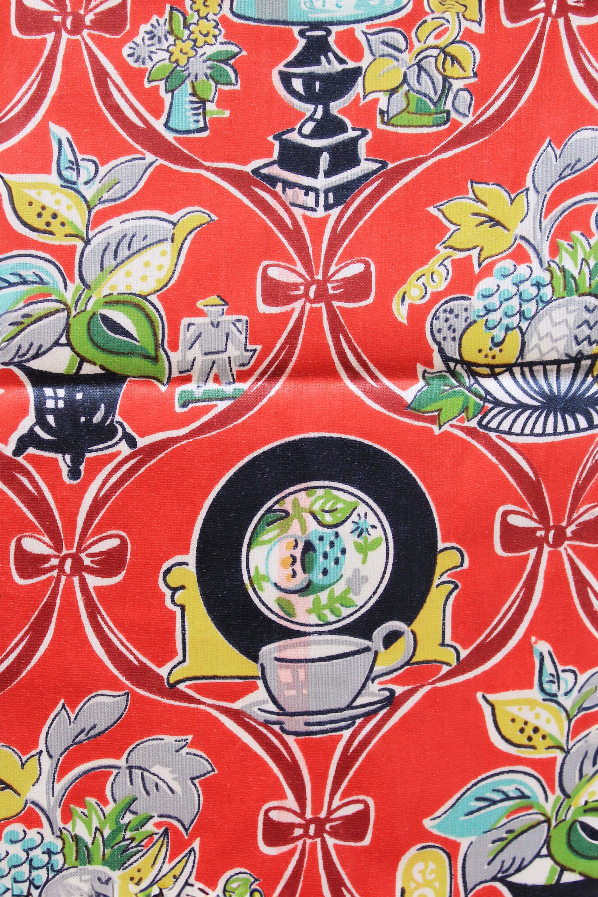 1960s Novelty Fruit Bowl And Floral Print With Bows Polished Cotton Fabric, 3.1 Yards