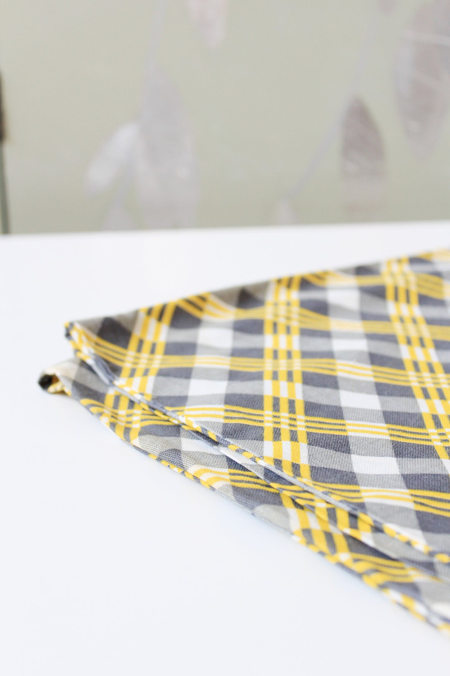 1940s Grey And Yellow Plaid Feedsack, Vintage Sewing/Quilting Fabric