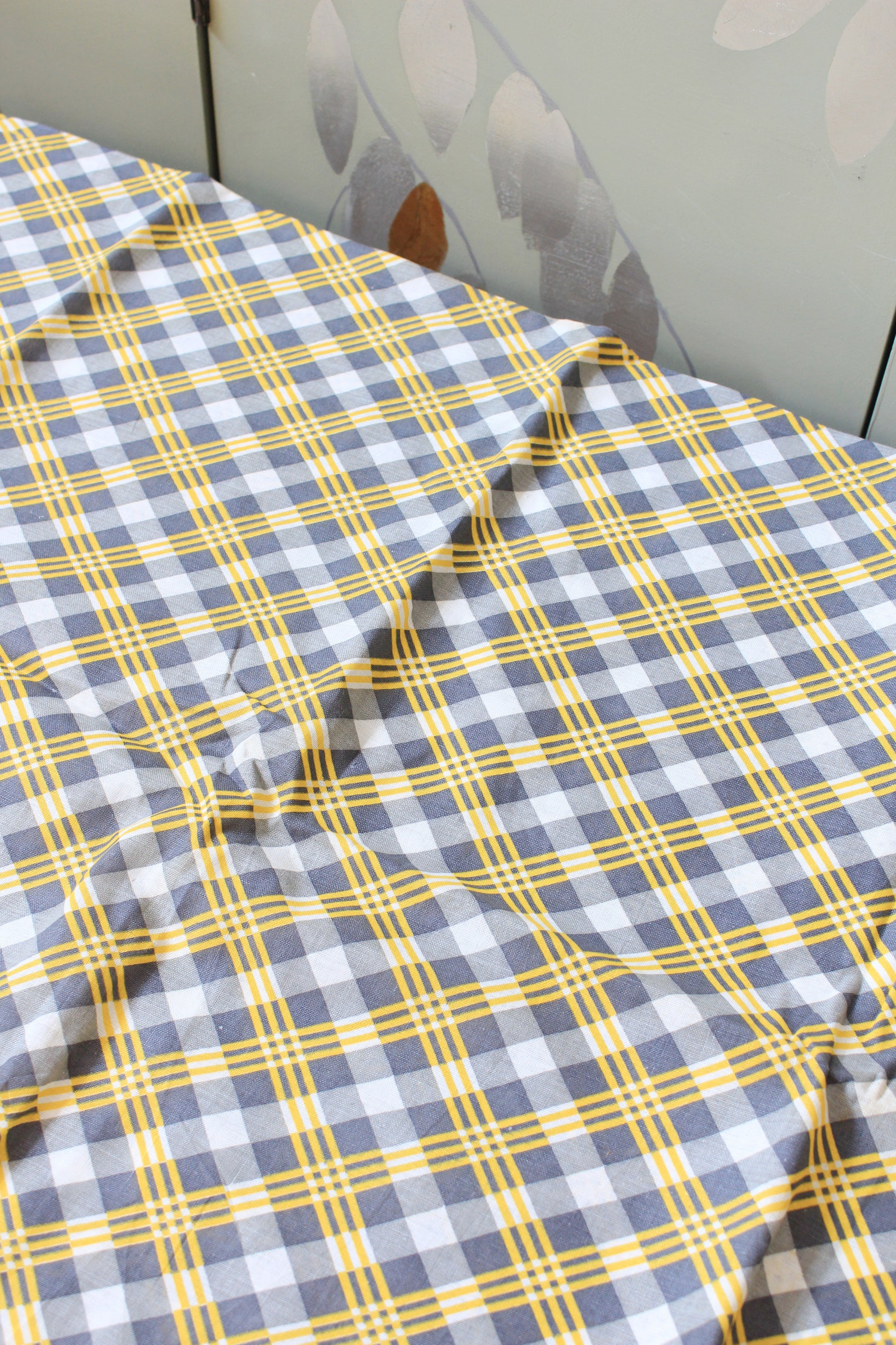1940s Grey And Yellow Plaid Feedsack, Vintage Sewing/Quilting Fabric