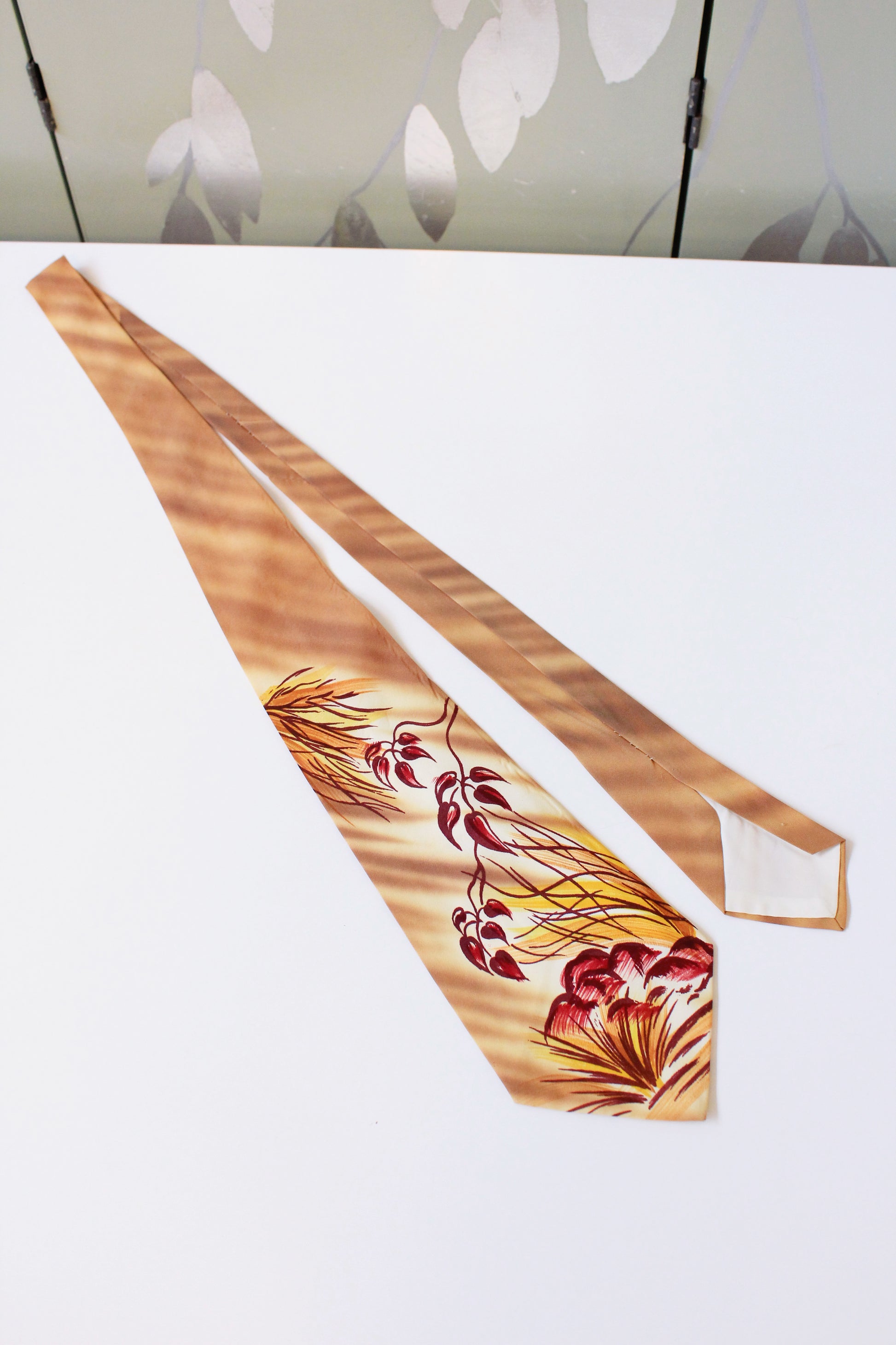 Vintage 1940s Mustard Yellow and Burgundy Pond leaves Hand Painted Tie