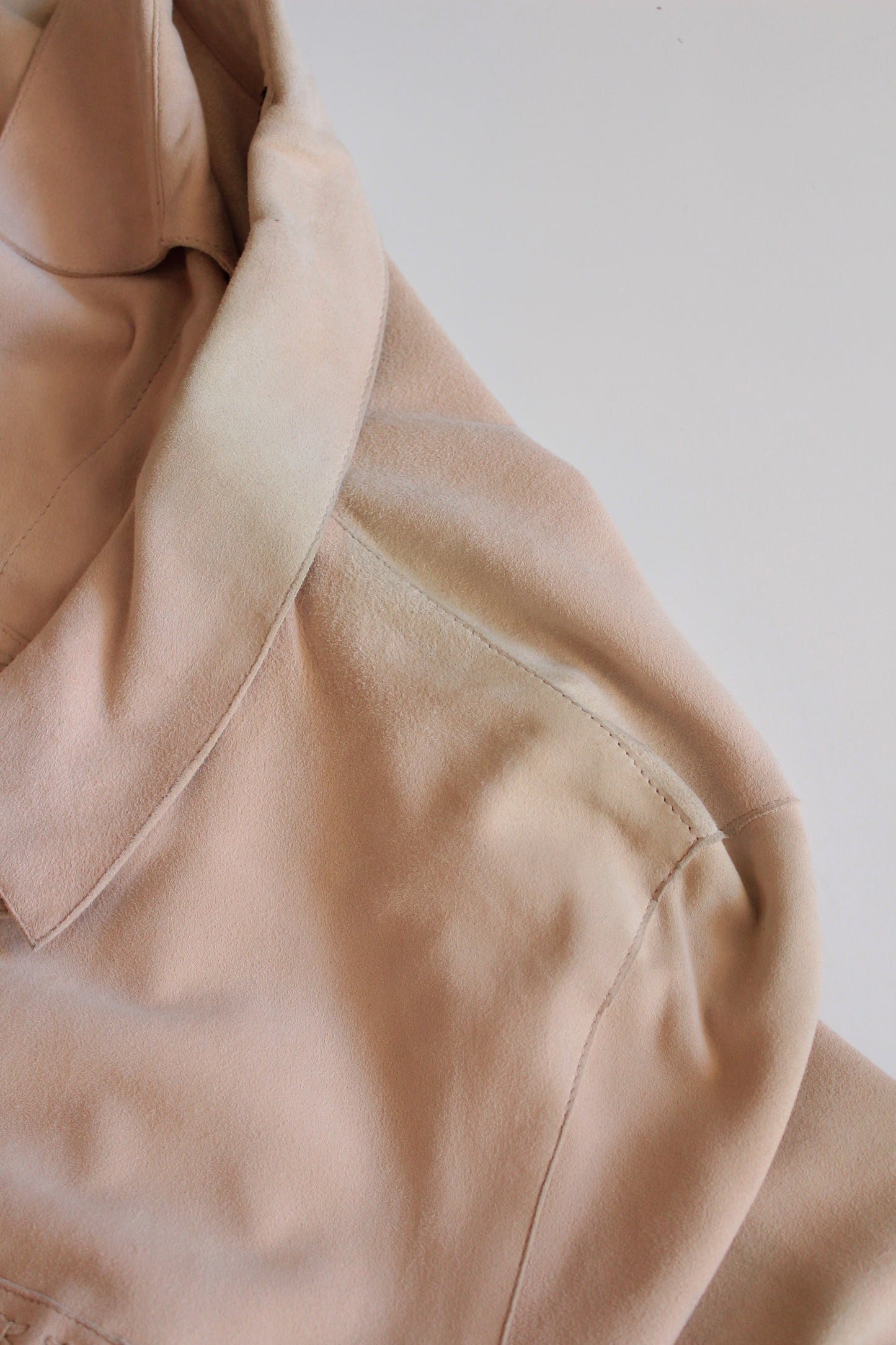 2000s Leder Walter Beige blush pink Jacket With Stitching On The Back, Medium