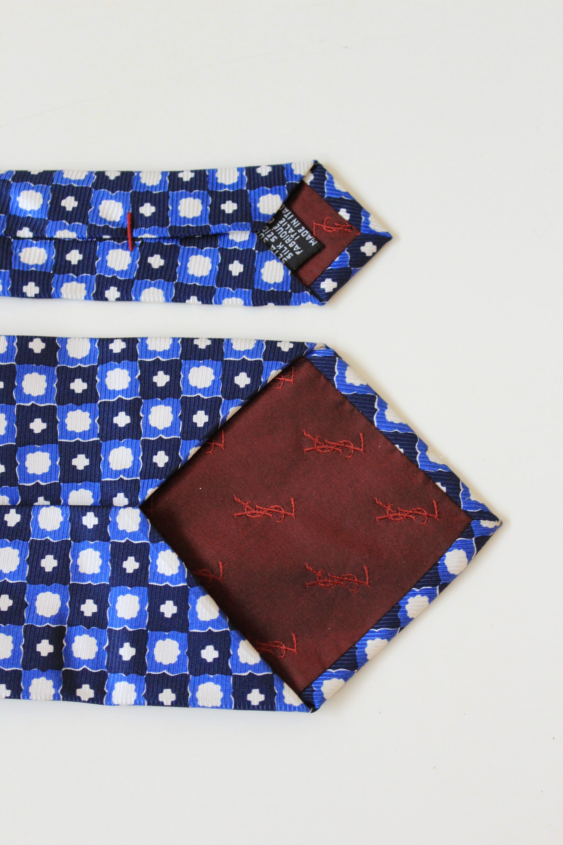 1990s YSL Blue And White Floral Silk Designer Tie