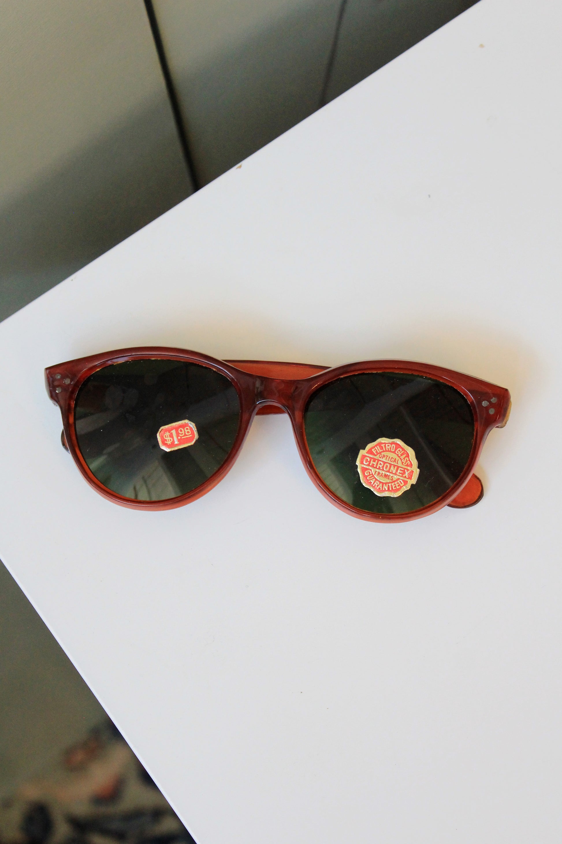 1960s Classic Brown Sunglasses, Unused 